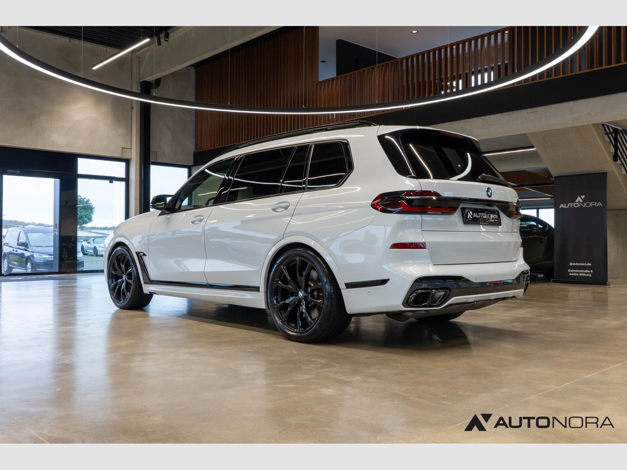 BMW X7 M60i xDrive (2025) - Photo 8