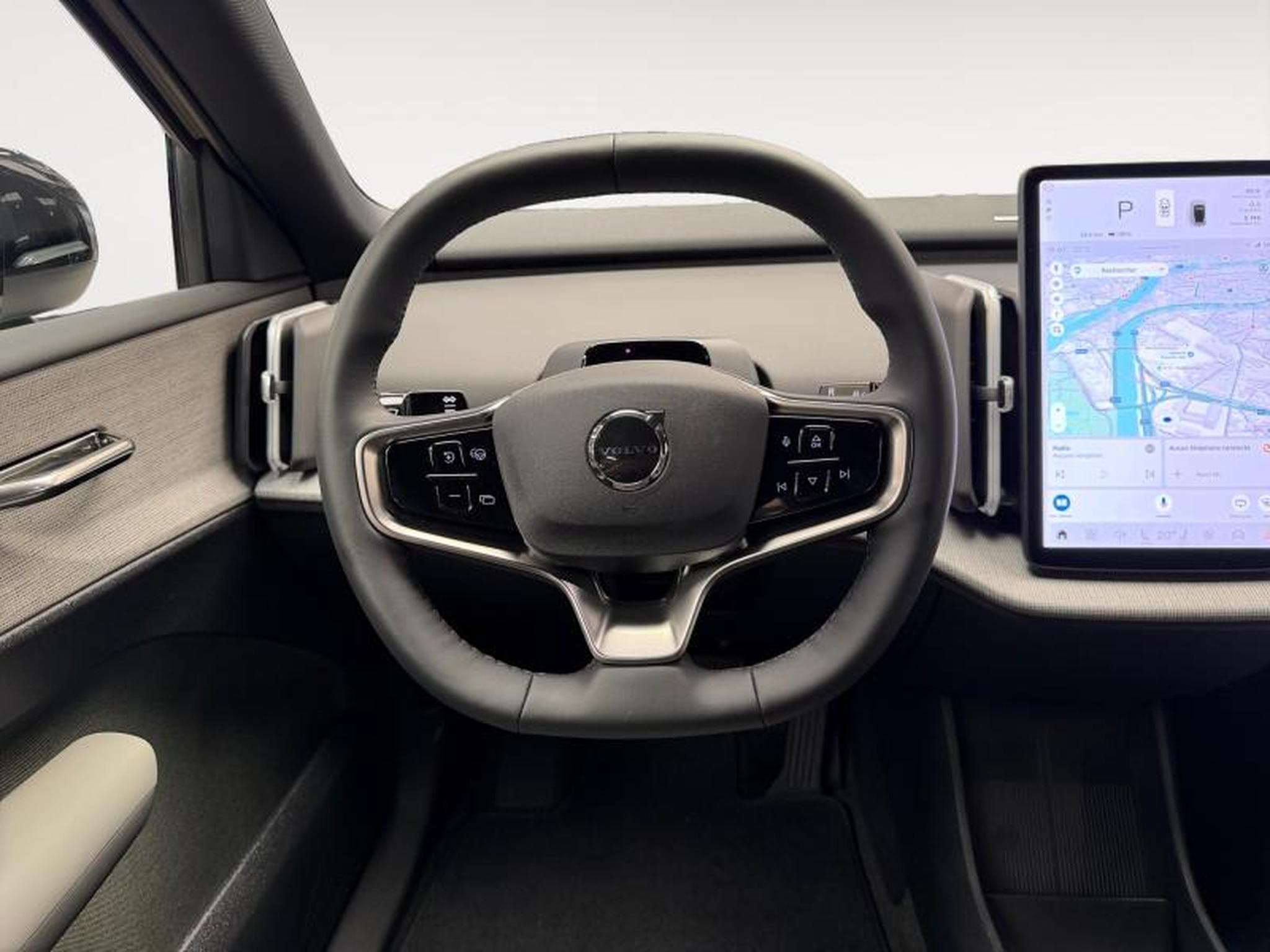 Volvo EX30 Plus BLACK EDITION P5 Long Range / Électrique 2026 (2025) - Photo 12