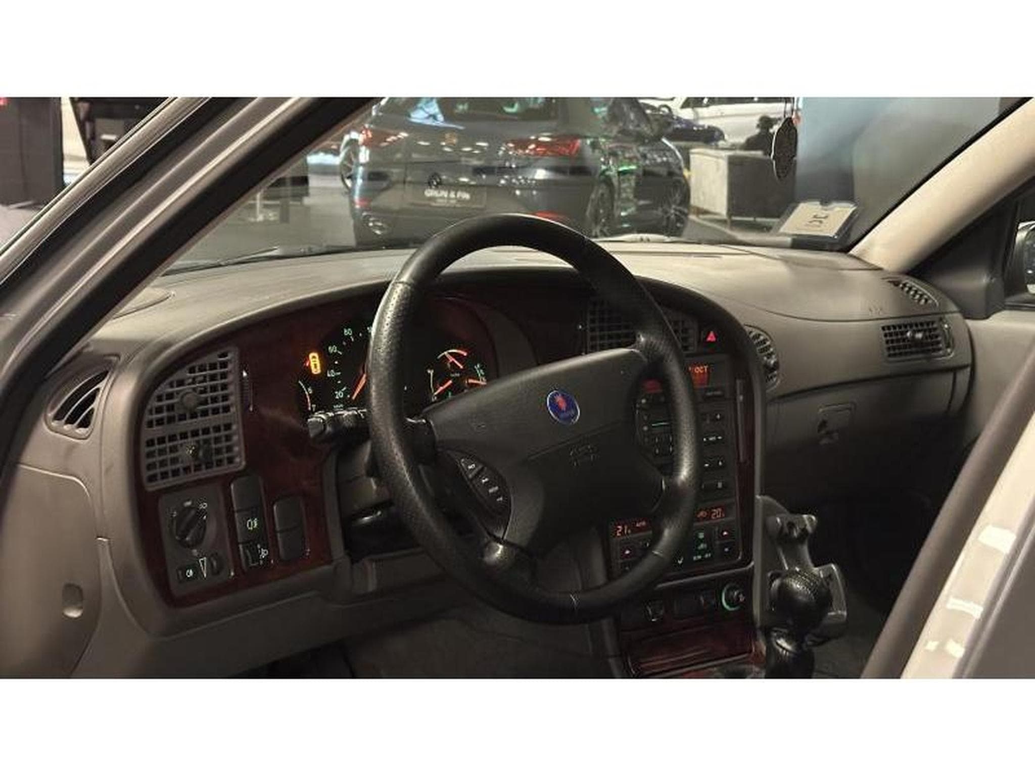 Saab 9-5 Aero 2.3 B235R (2001) - Foto 13