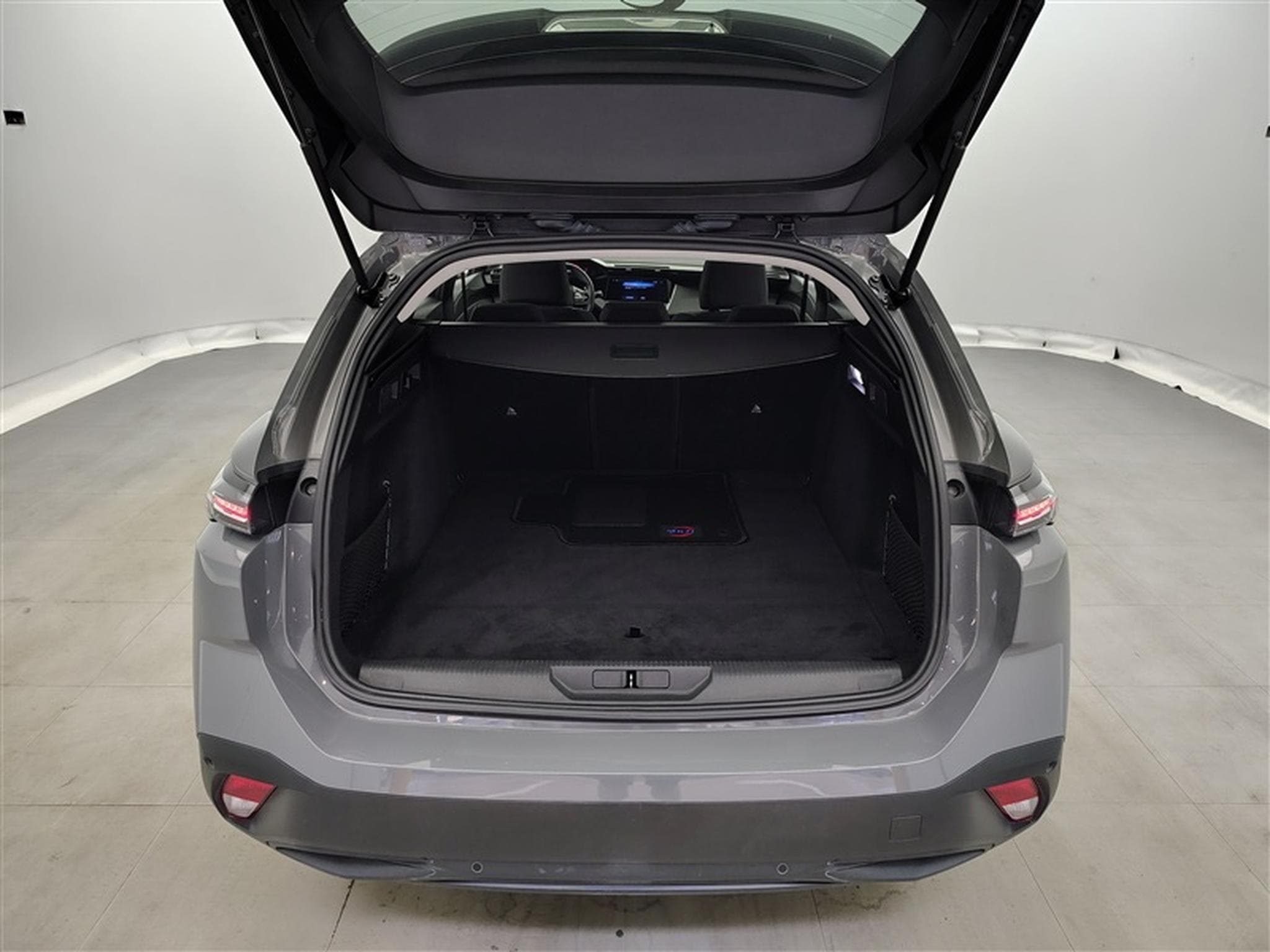 Peugeot 308 SW 1.2 PureTech 130cv EAT8 Active Pack NAVI / FULL LED / PDC (2024) - Photo 14