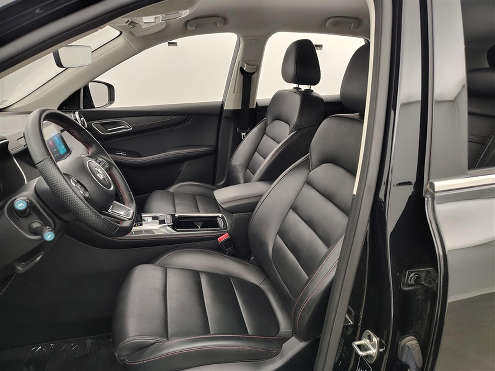 MG HS 1.5 T-GDi 160cv BVA Comfort NAVI / FULL LED / CUIR / CAMERA (2024) - Foto 7