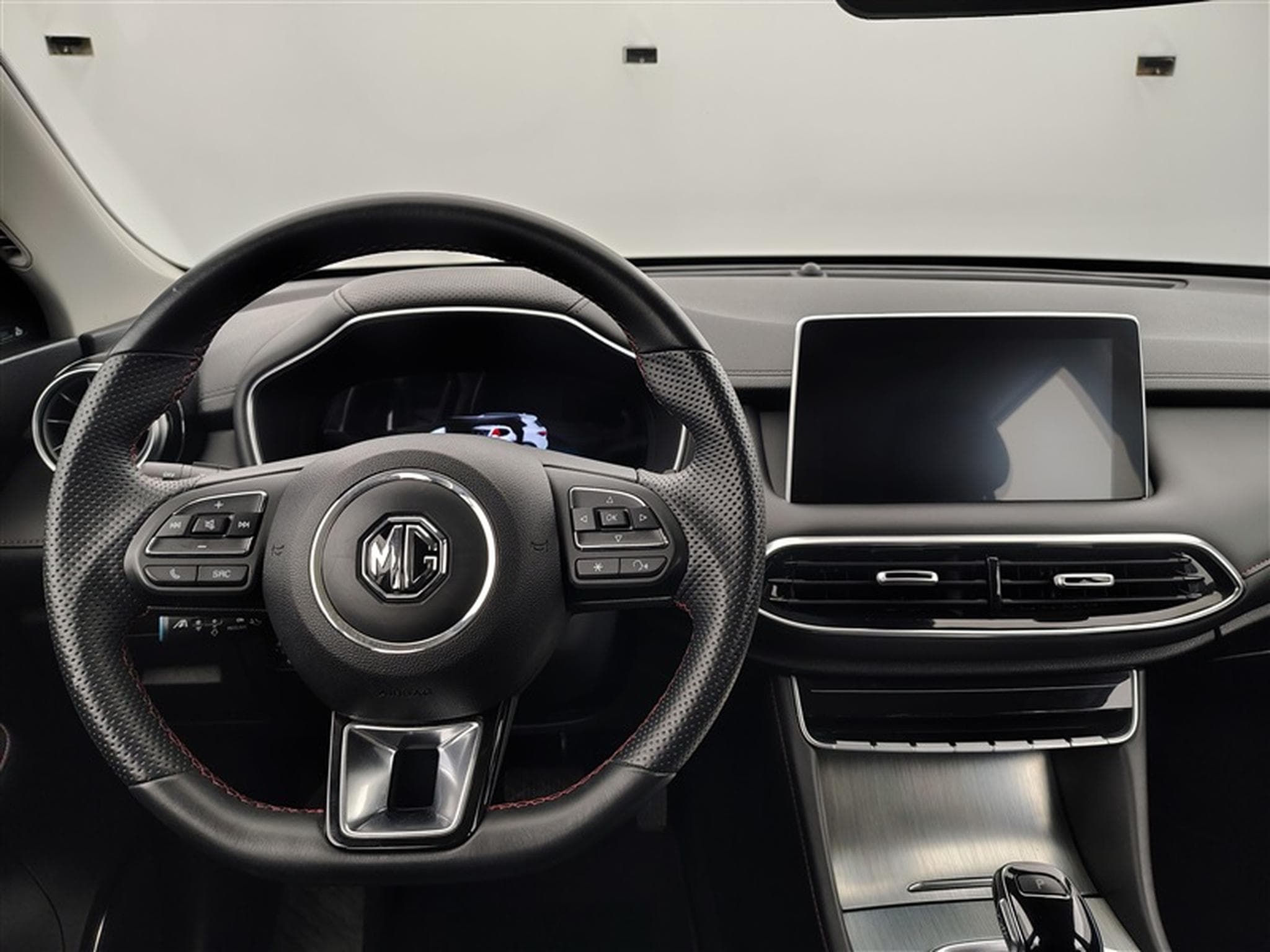 MG HS 1.5 T-GDi 160cv BVA Comfort NAVI / FULL LED / CUIR / CAMERA (2024) - Foto 9