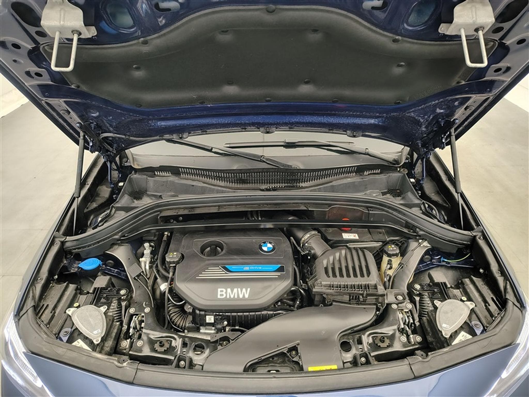 BMW X2 PHEV 1.5iA xDrive25e Sportline NAVI/TO PANO/FULL LED/JA18 (2023) - Photo 21