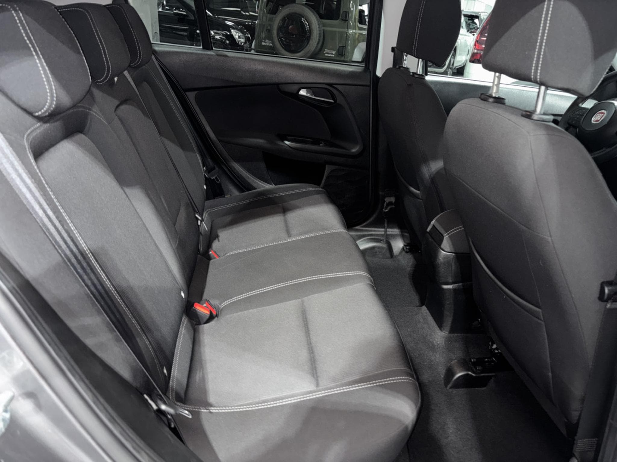 Fiat Tipo 1.4 Multijet Mirror S (2019) - Foto 13