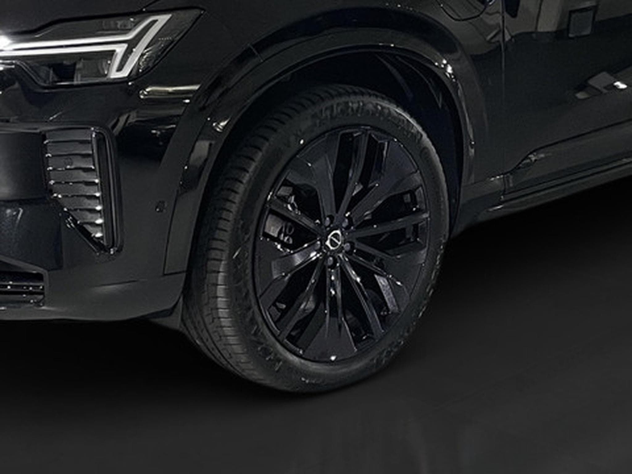 Volvo XC90 2.0 T8 4WD Ultra Black Edition Aut. PLUG-IN (2026) - Foto 25