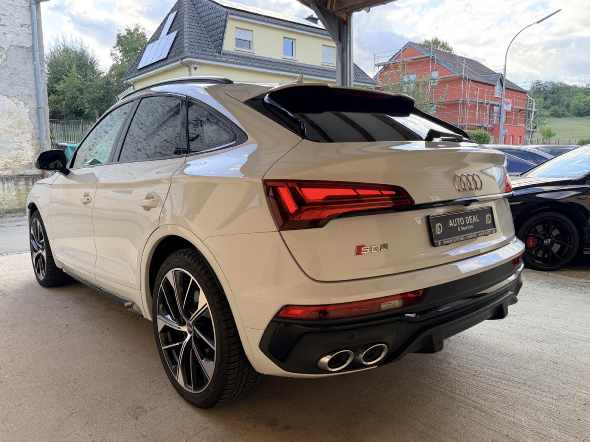Audi SQ5 Quattro 341cv (2023) - Foto 4