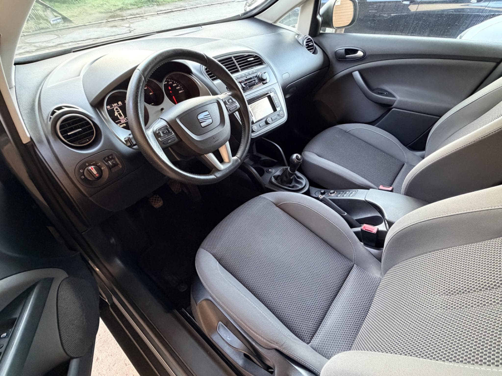 Seat Altea ITECH 105CV (2015) - Photo 9
