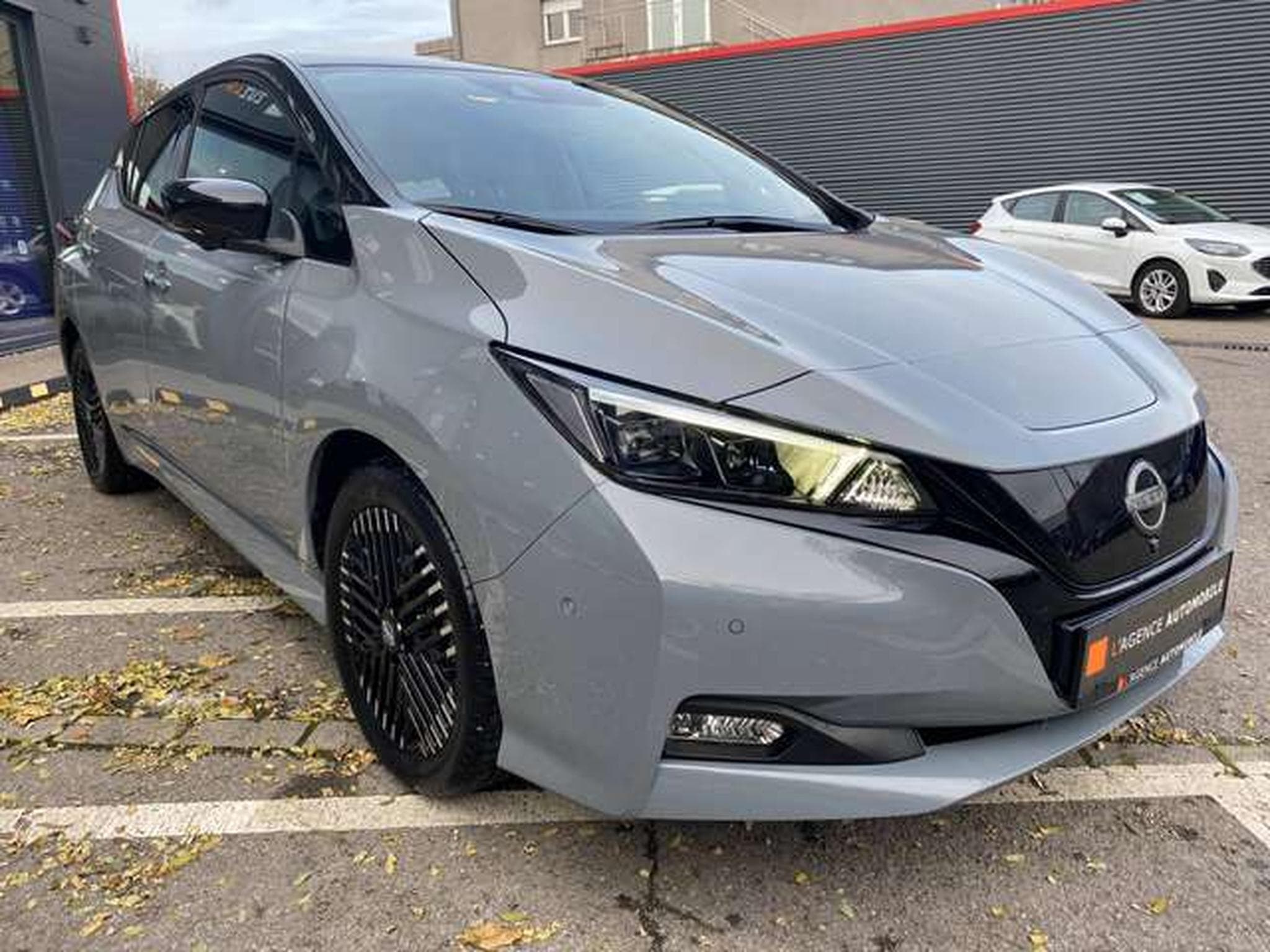 Nissan Leaf Leaf 39 kWh Tekna (2024) - Foto 4