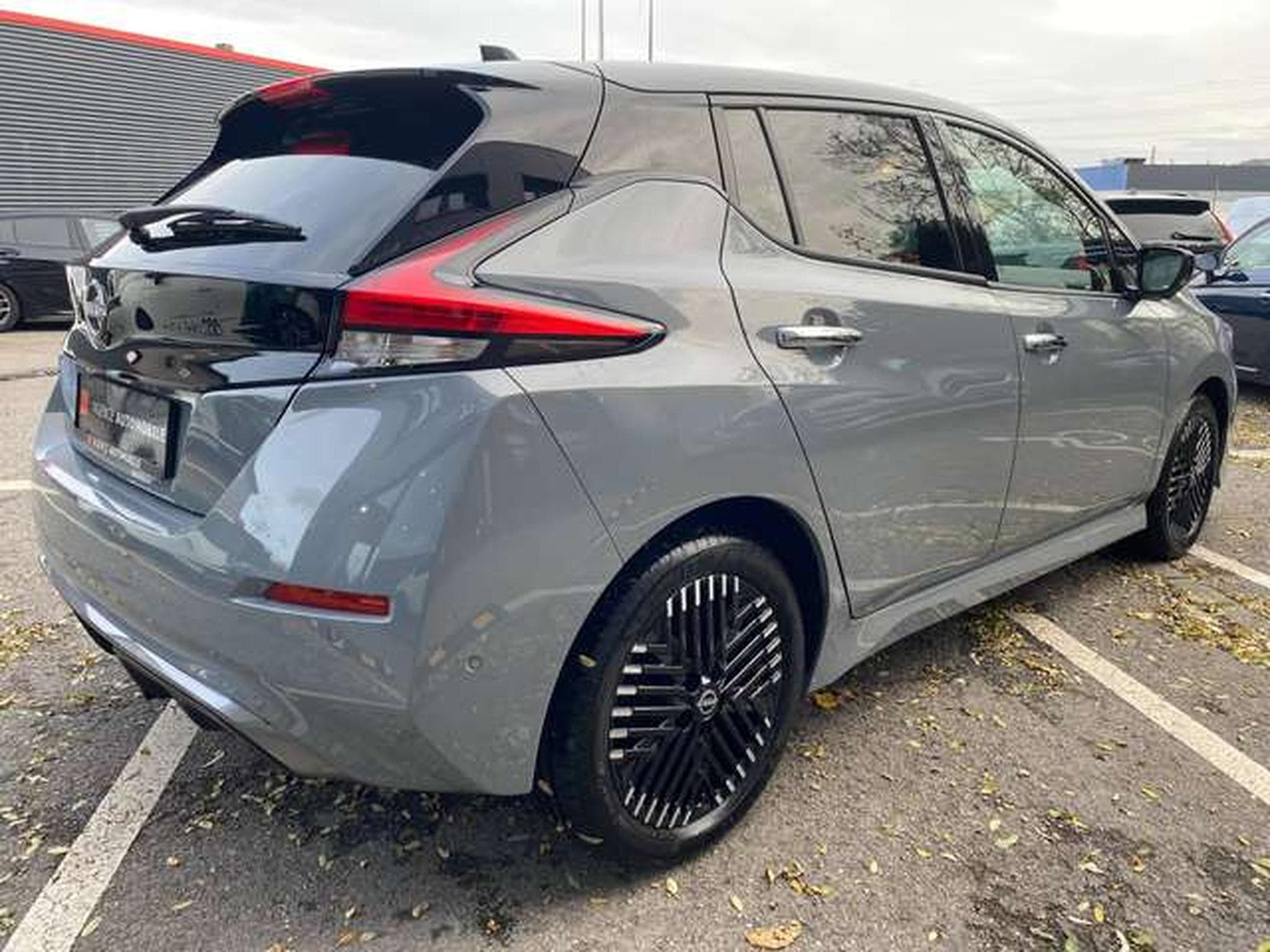 Nissan Leaf Leaf 39 kWh Tekna (2024) - Foto 5