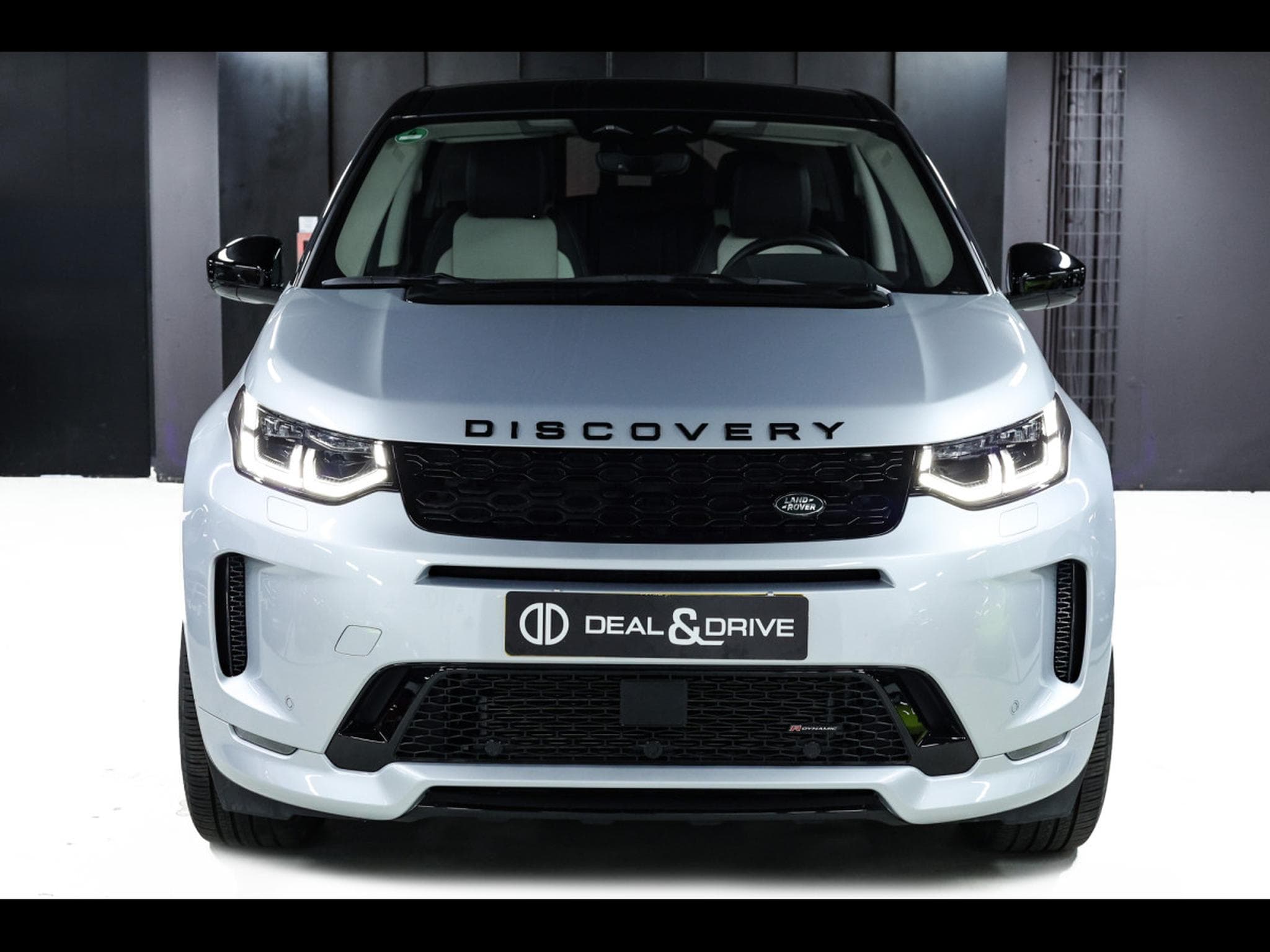Land-Rover Discovery Sport HSE P300E PHEV AWD PACK R-DYNAMIC (2022) - Foto 4