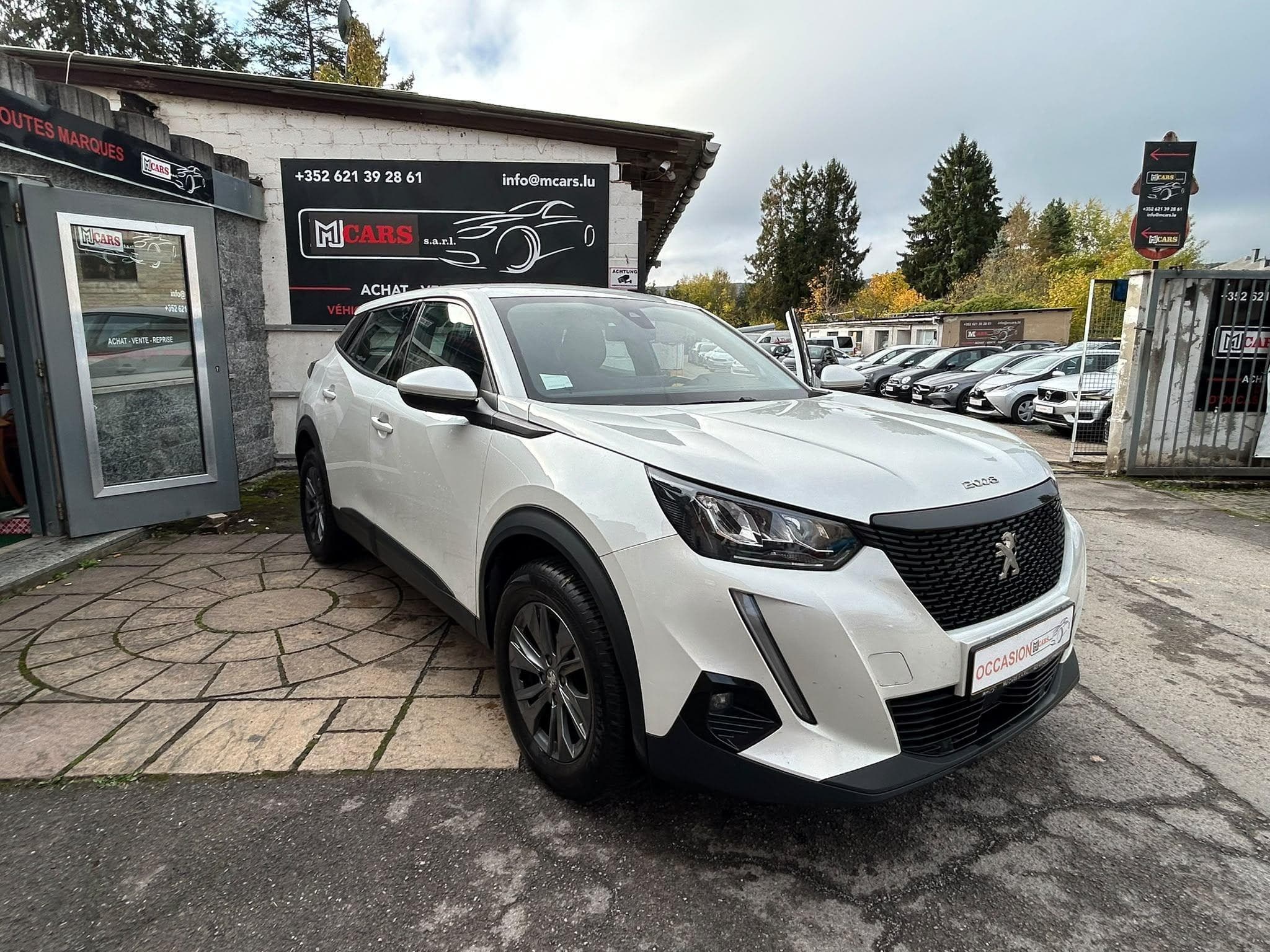 Peugeot 2008 1.2 100cv (2020) - Foto 8