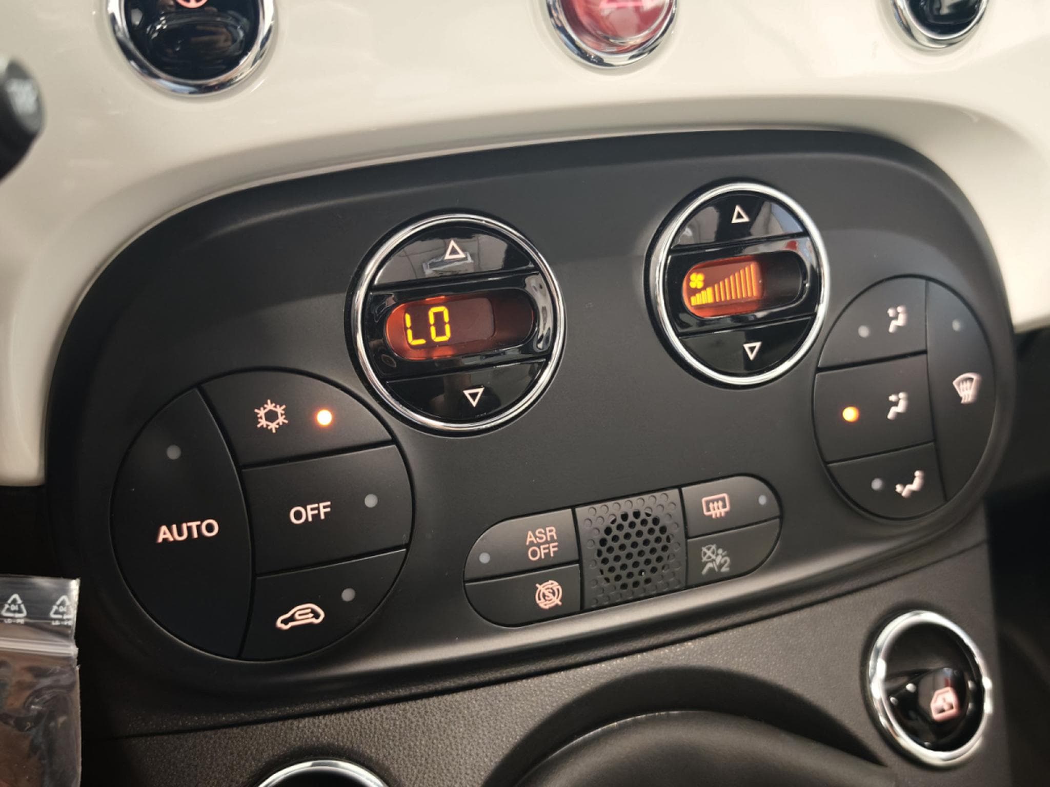 Fiat 500 Dolcevita 1.0 Hybride (2022) - Foto 20