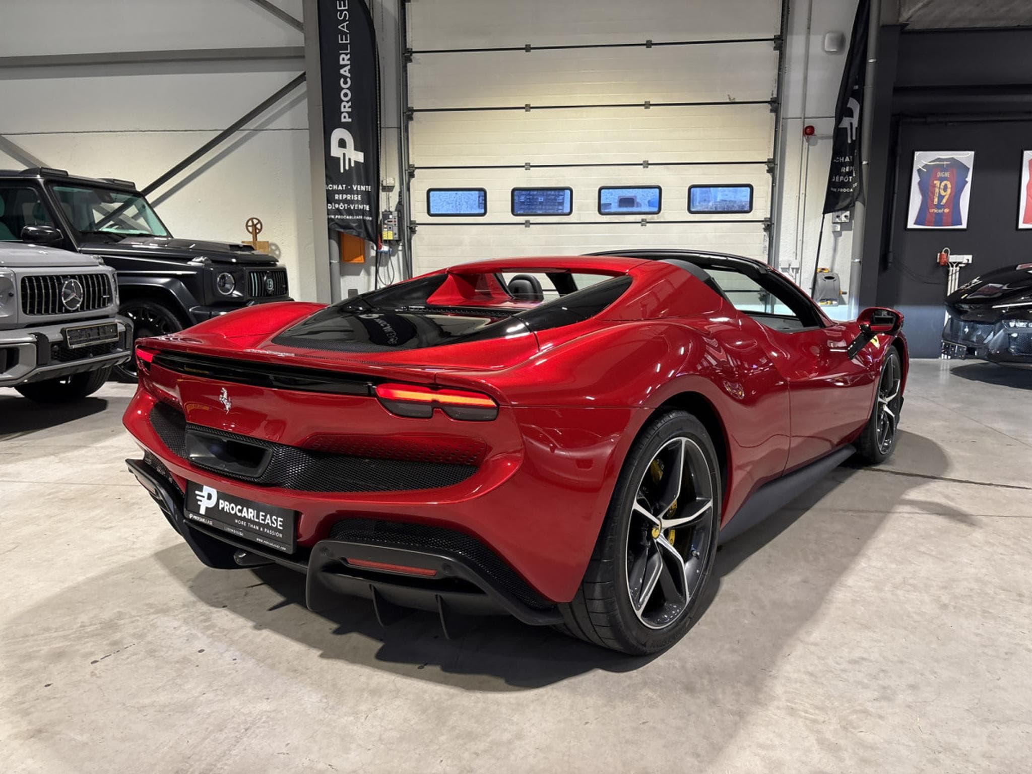 Ferrari 296 GTS 296 GTS/ Rosso Magma Extracampionario /Garantie Ferrari (2025) - Foto 11