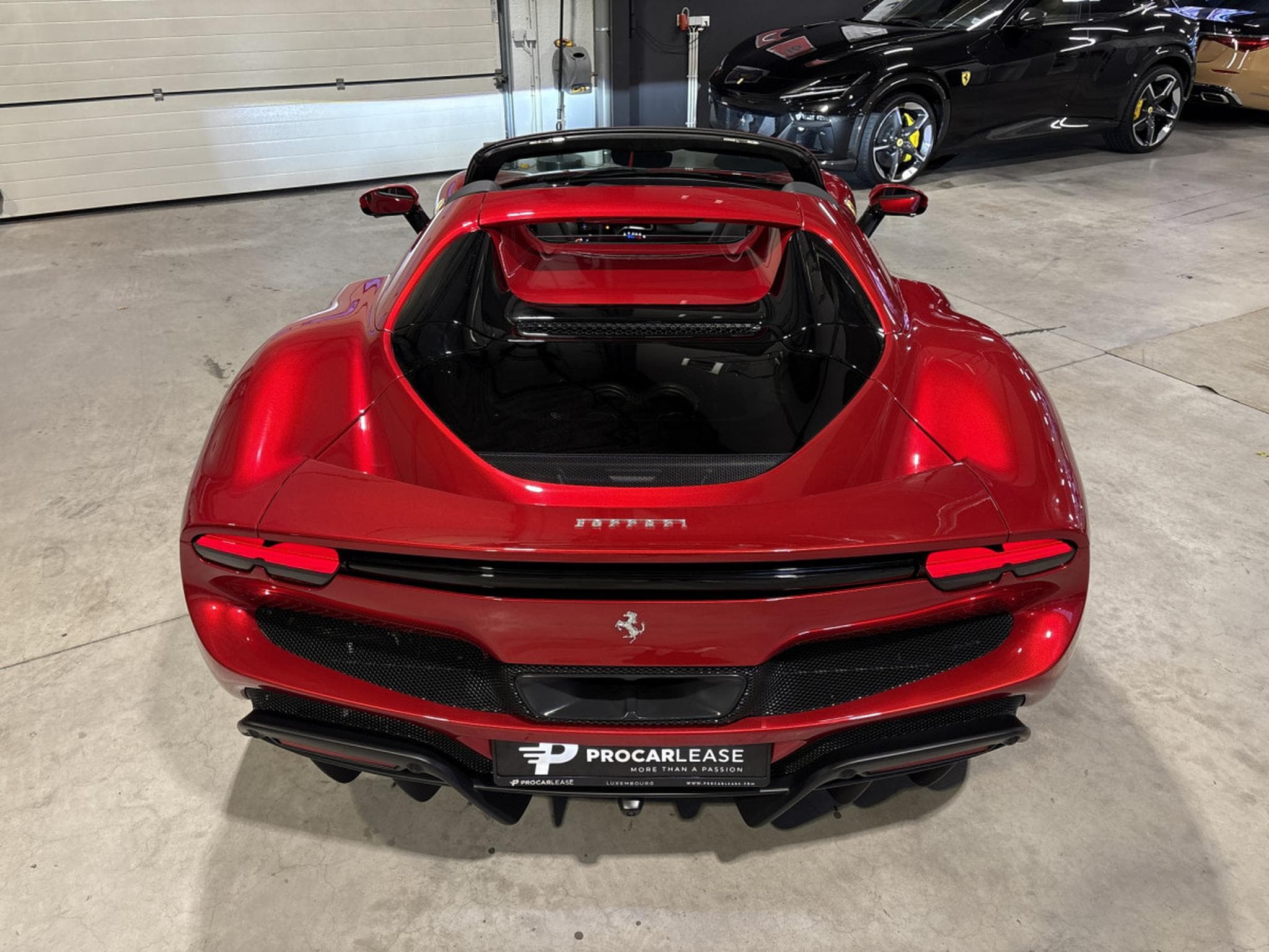 Ferrari 296 GTS 296 GTS/ Rosso Magma Extracampionario /Garantie Ferrari (2025) - Foto 18