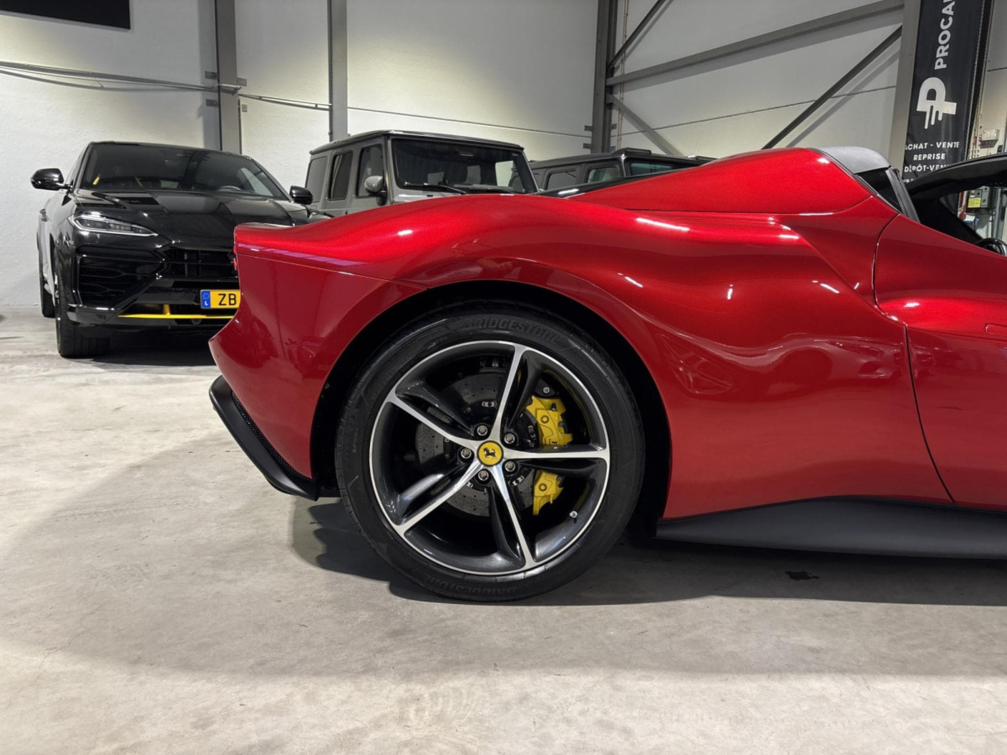Ferrari 296 GTS 296 GTS/ Rosso Magma Extracampionario /Garantie Ferrari (2025) - Foto 20