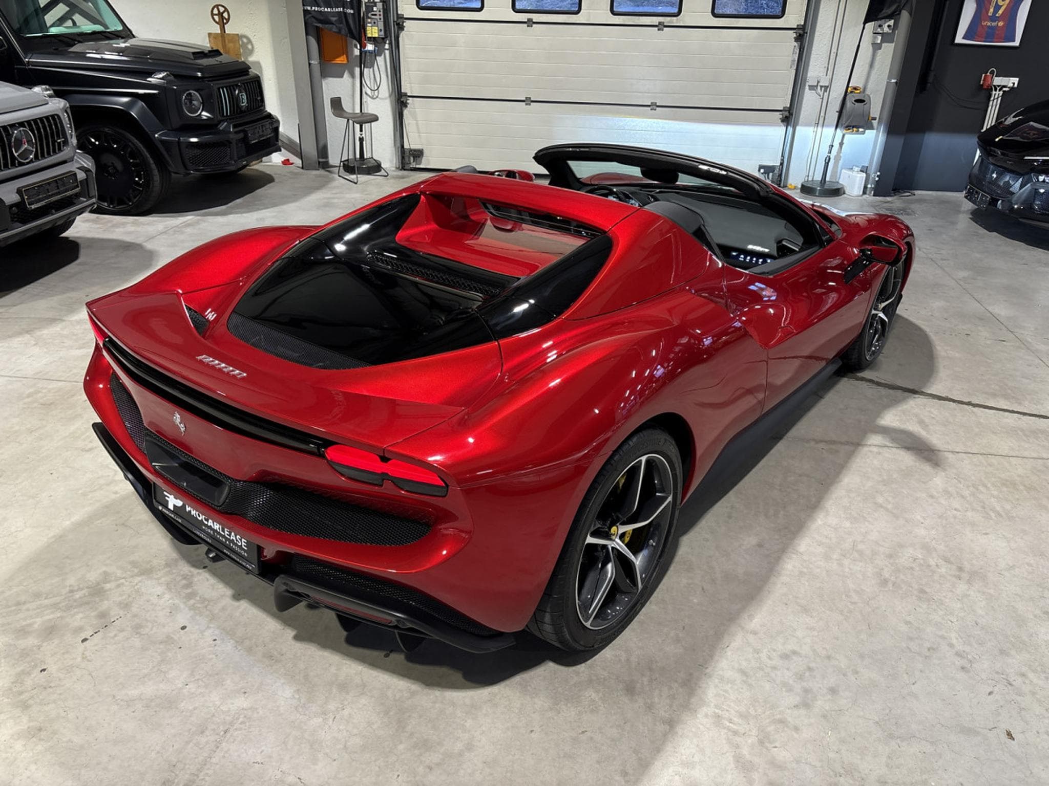 Ferrari 296 GTS 296 GTS/ Rosso Magma Extracampionario /Garantie Ferrari (2025) - Foto 24