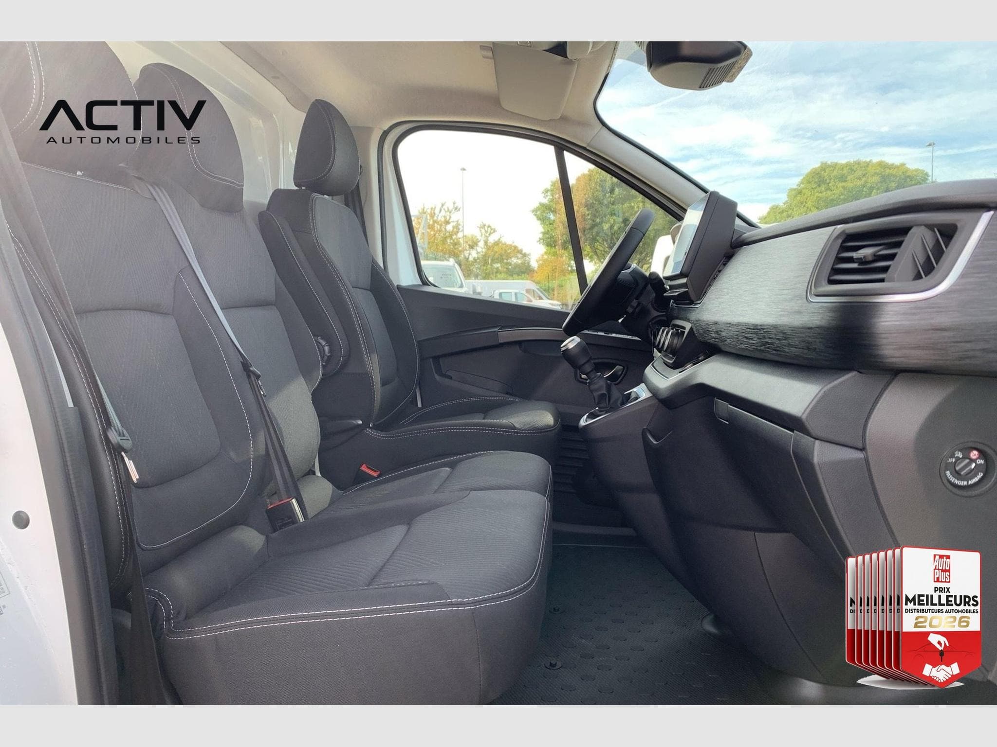 Renault Trafic BLUE DCI 130 L2H1 3T GSR2 EXTRA (2026) - Foto 9