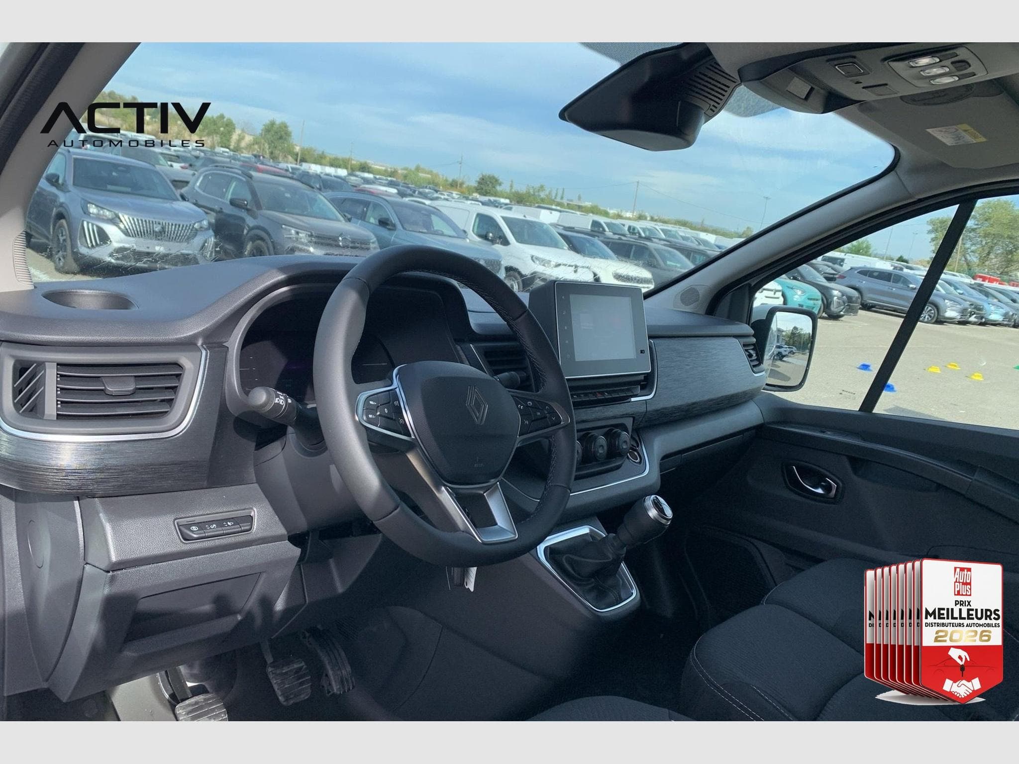 Renault Trafic BLUE DCI 130 L2H1 3T GSR2 EXTRA (2026) - Foto 12