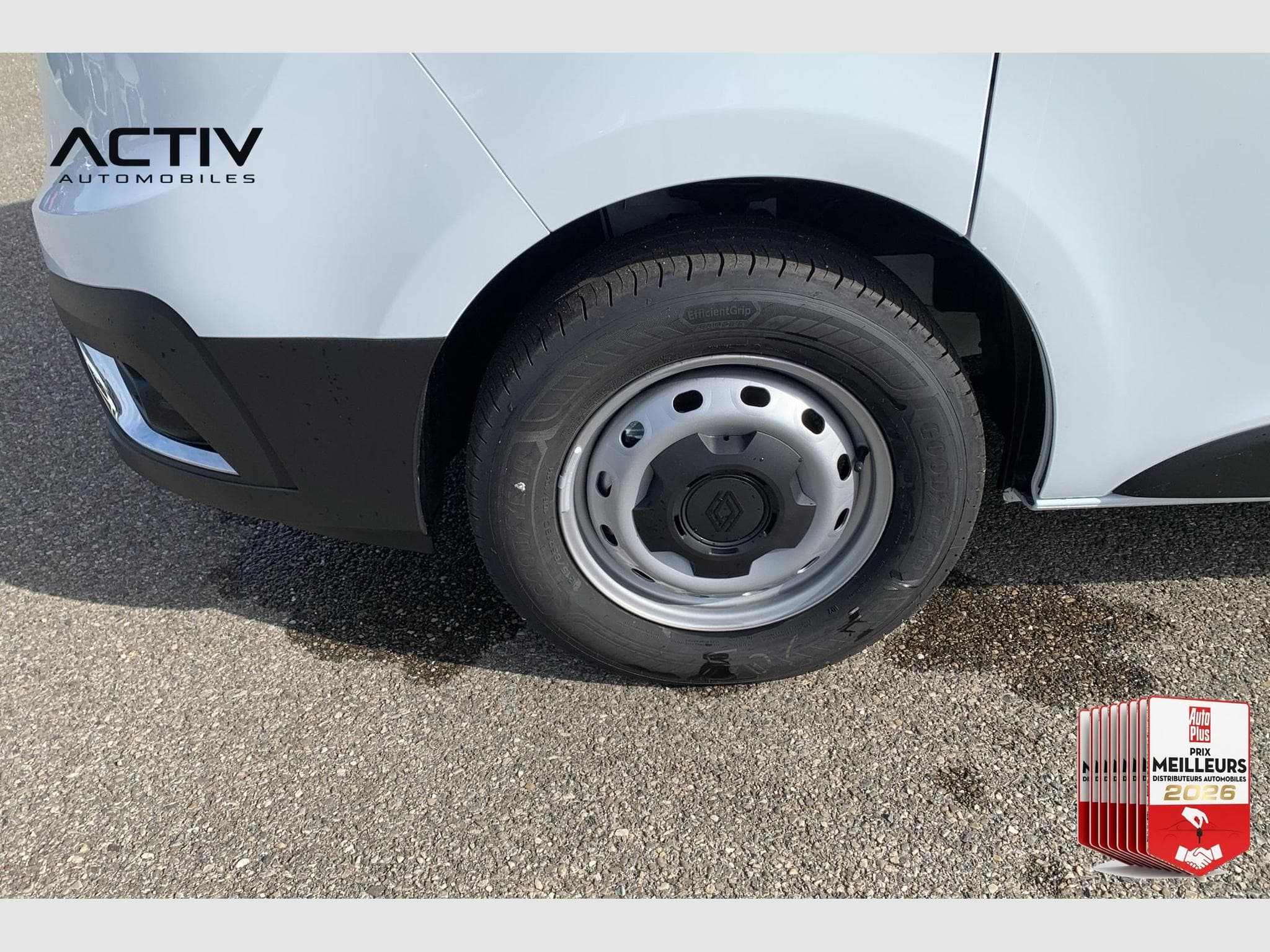 Renault Trafic BLUE DCI 130 L2H1 3T GSR2 EXTRA (2026) - Foto 22