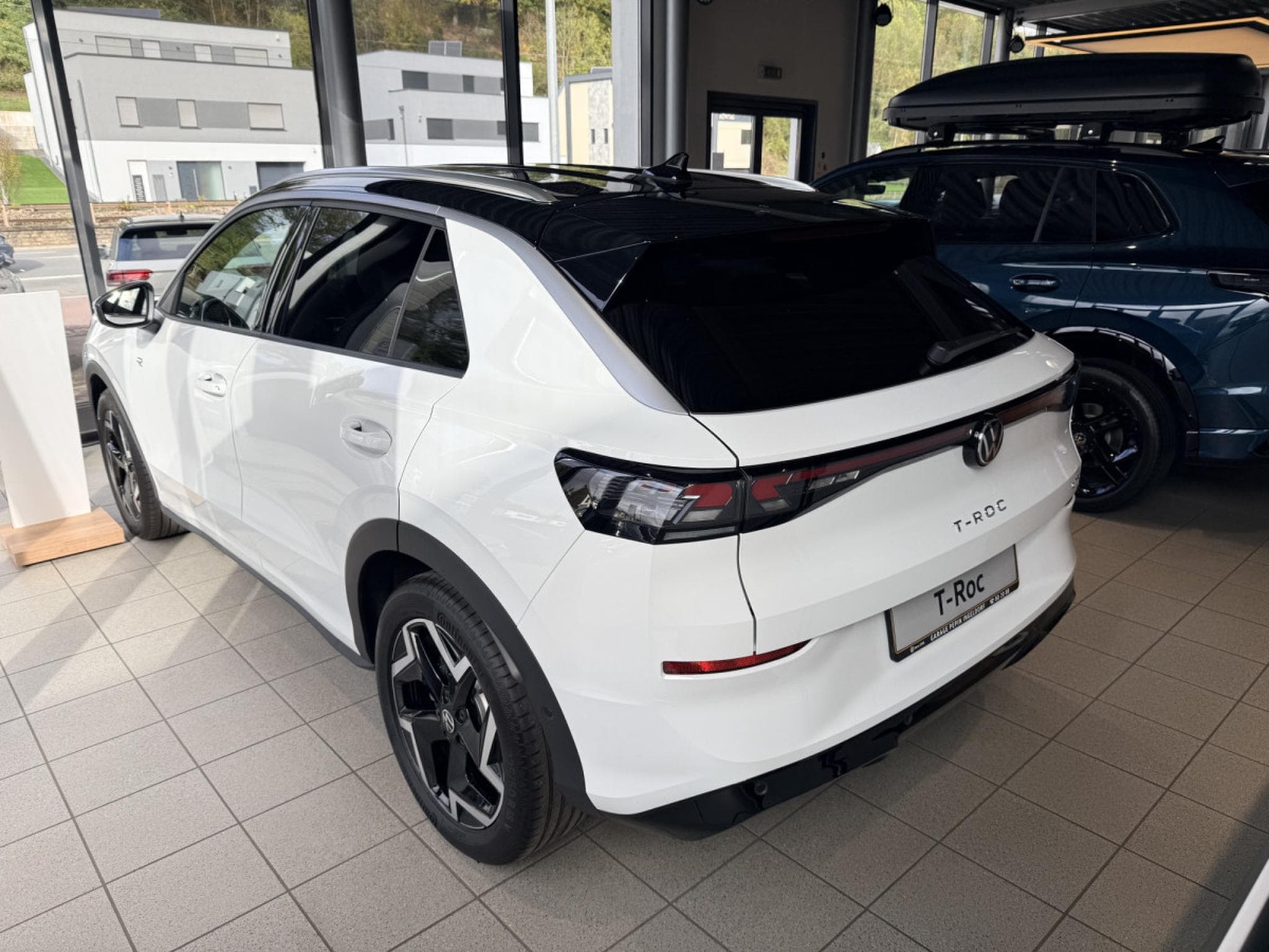 VW T-Roc R-Line 1.5 eTSI 150cv Boîte à double embrayage 7 vitesses (2026) - Foto 3