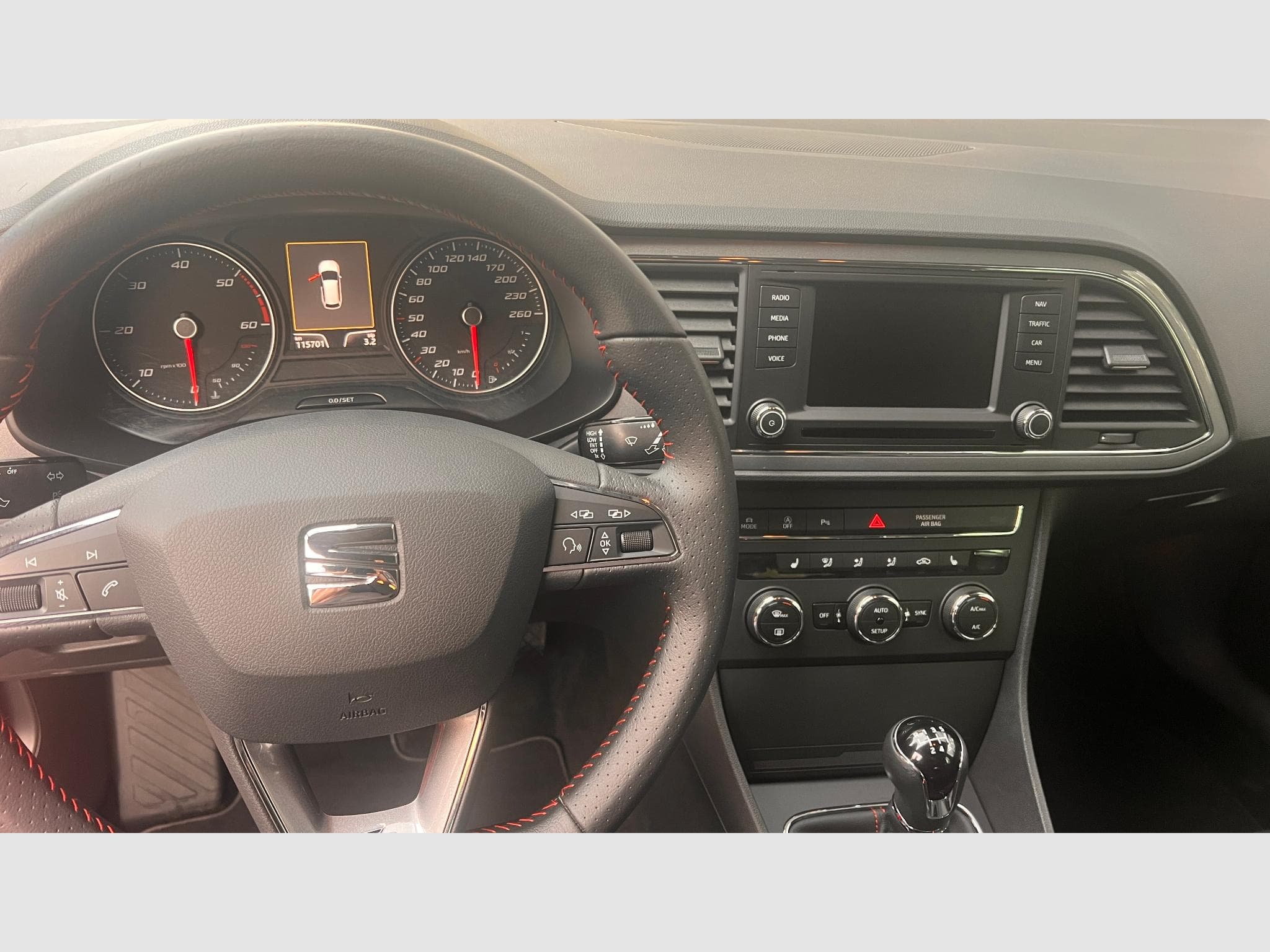 Seat Leon ST FR 2.0 TDI 150 (2014) - Foto 6