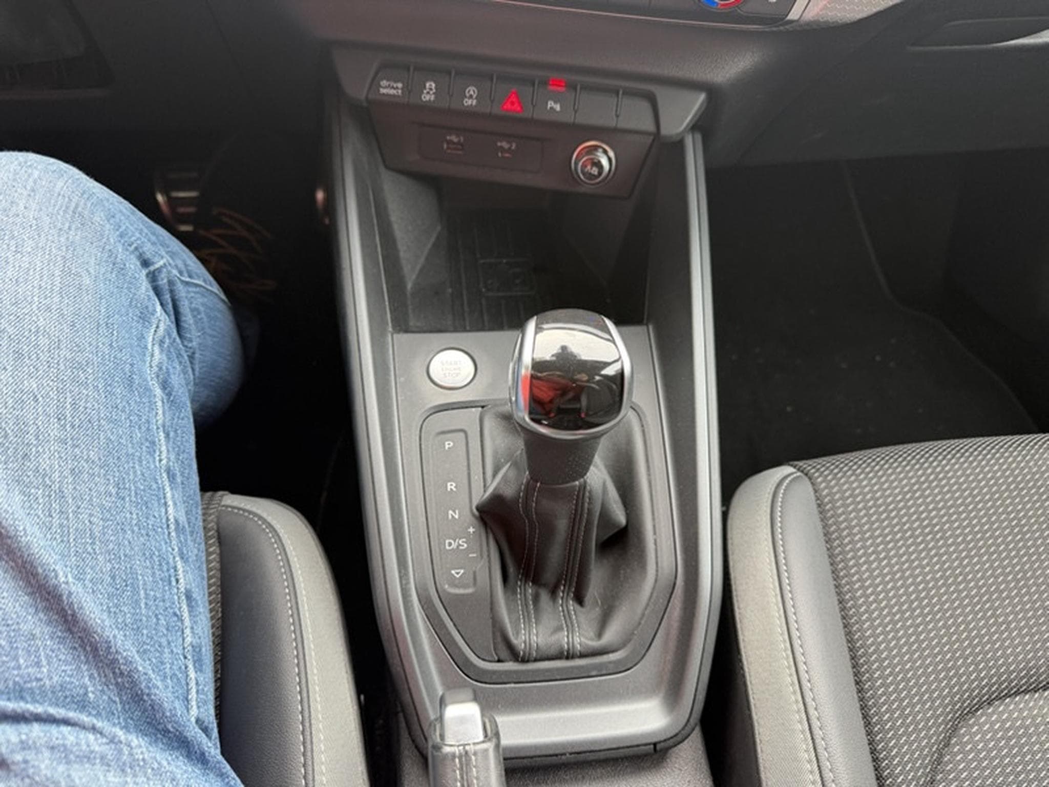Audi A1 2.0 TFSI S-Tronic 200  S-Line (2020) - Foto 18
