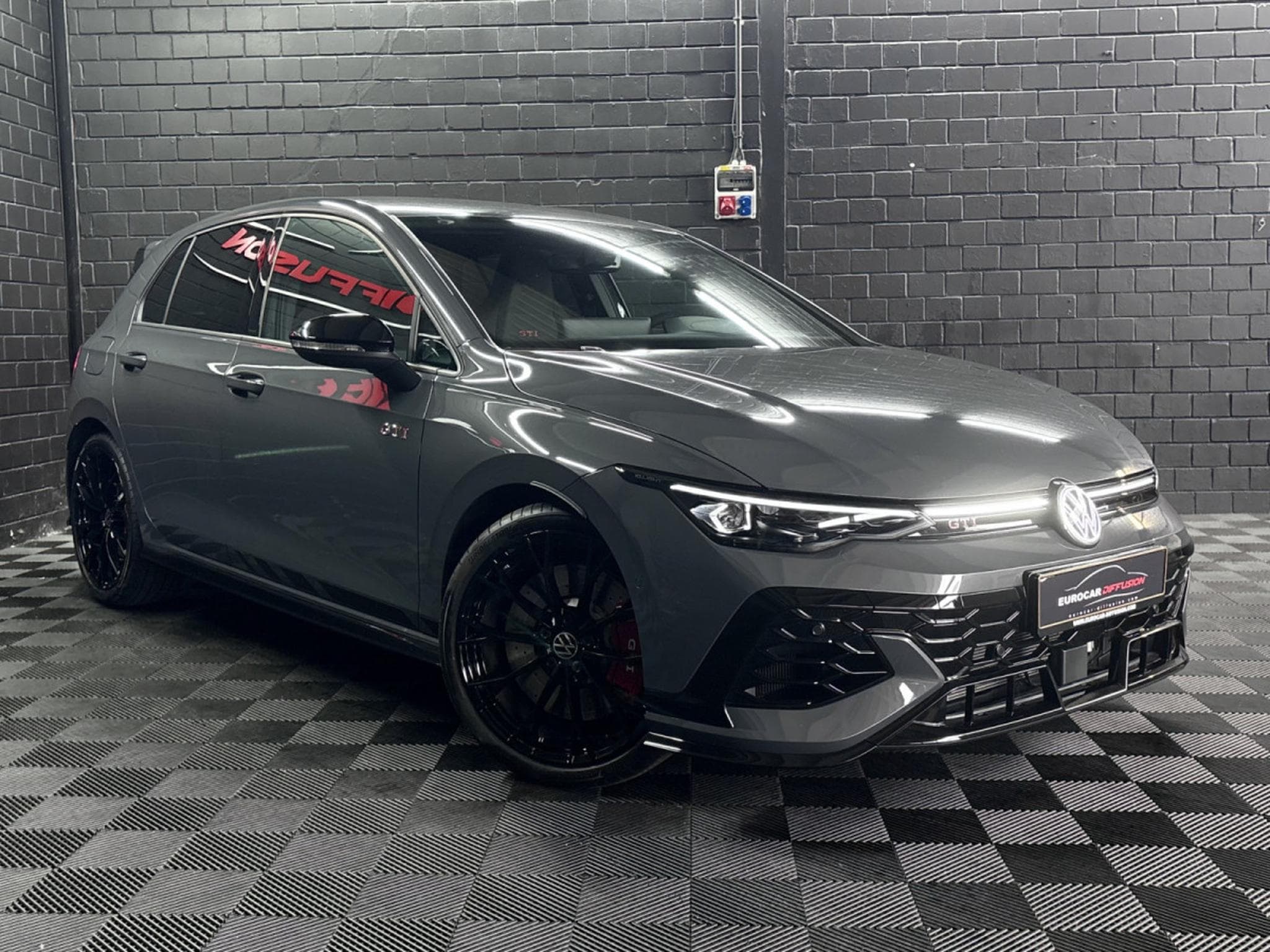 VW Golf GTI PHASE 2 Clubsport Performance 2.0 TSI 300 CV DSG7 * AKRA (2026) - Photo 3