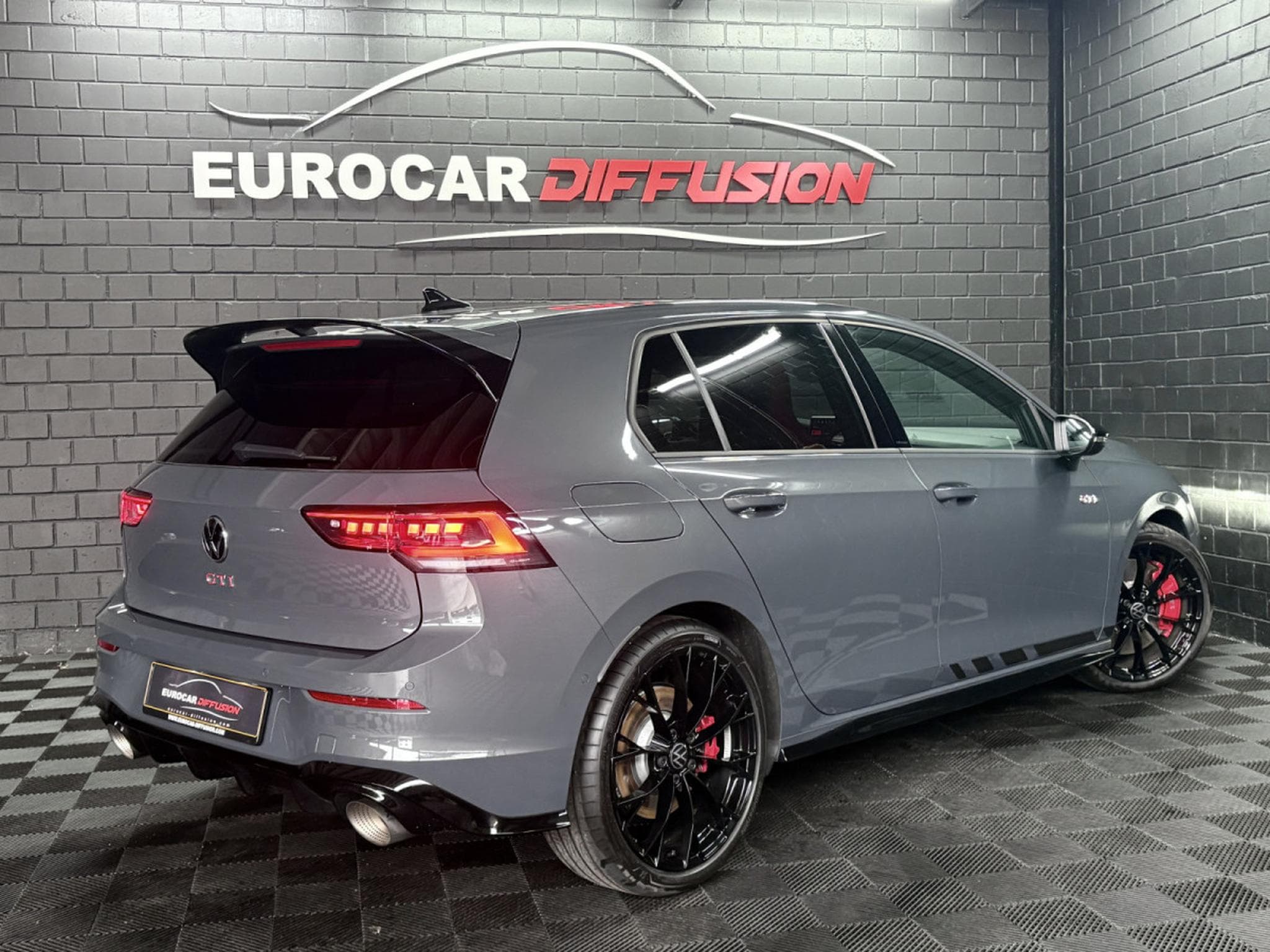 VW Golf GTI PHASE 2 Clubsport Performance 2.0 TSI 300 CV DSG7 * AKRA (2026) - Photo 6
