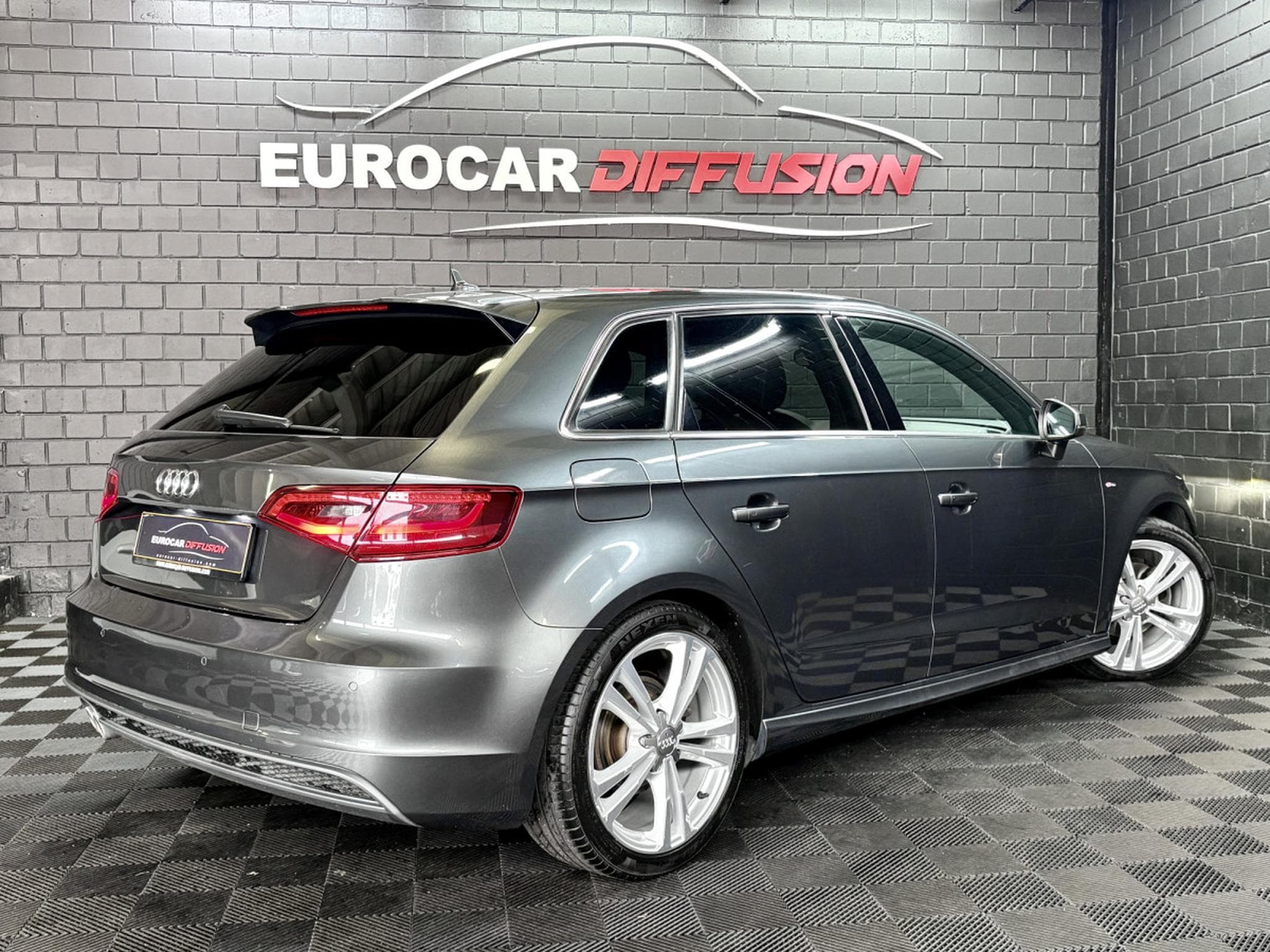 Audi A3 Sportback S-Line 2.0 TDI 150 CV *MÉPLAT* (2014) - Foto 5
