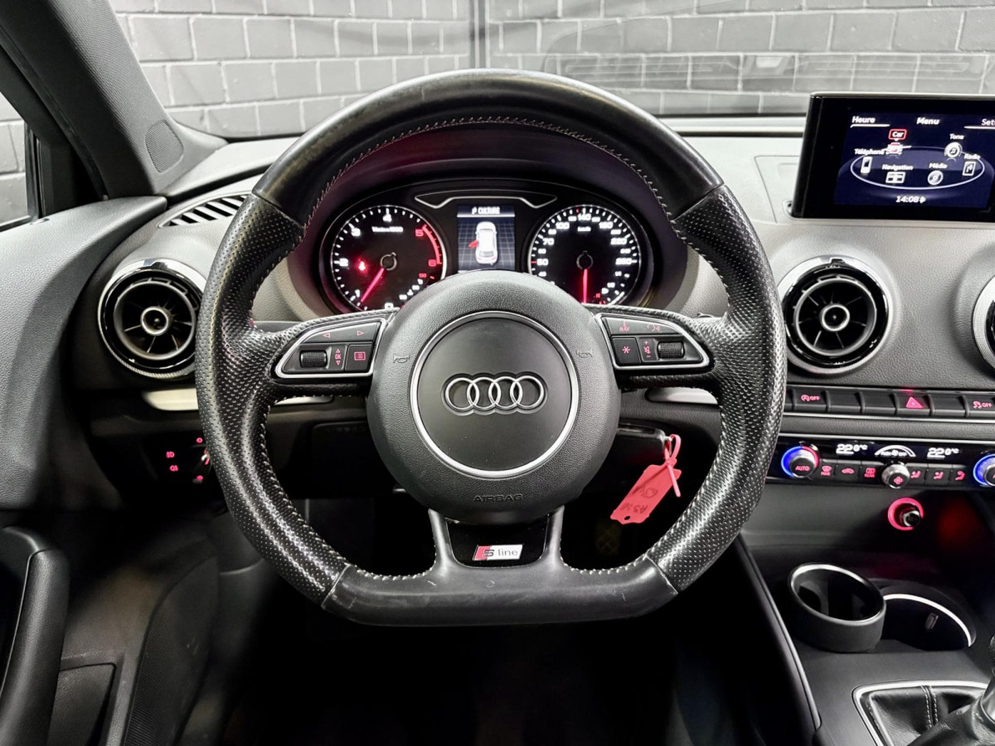 Audi A3 Sportback S-Line 2.0 TDI 150 CV *MÉPLAT* (2014) - Foto 9