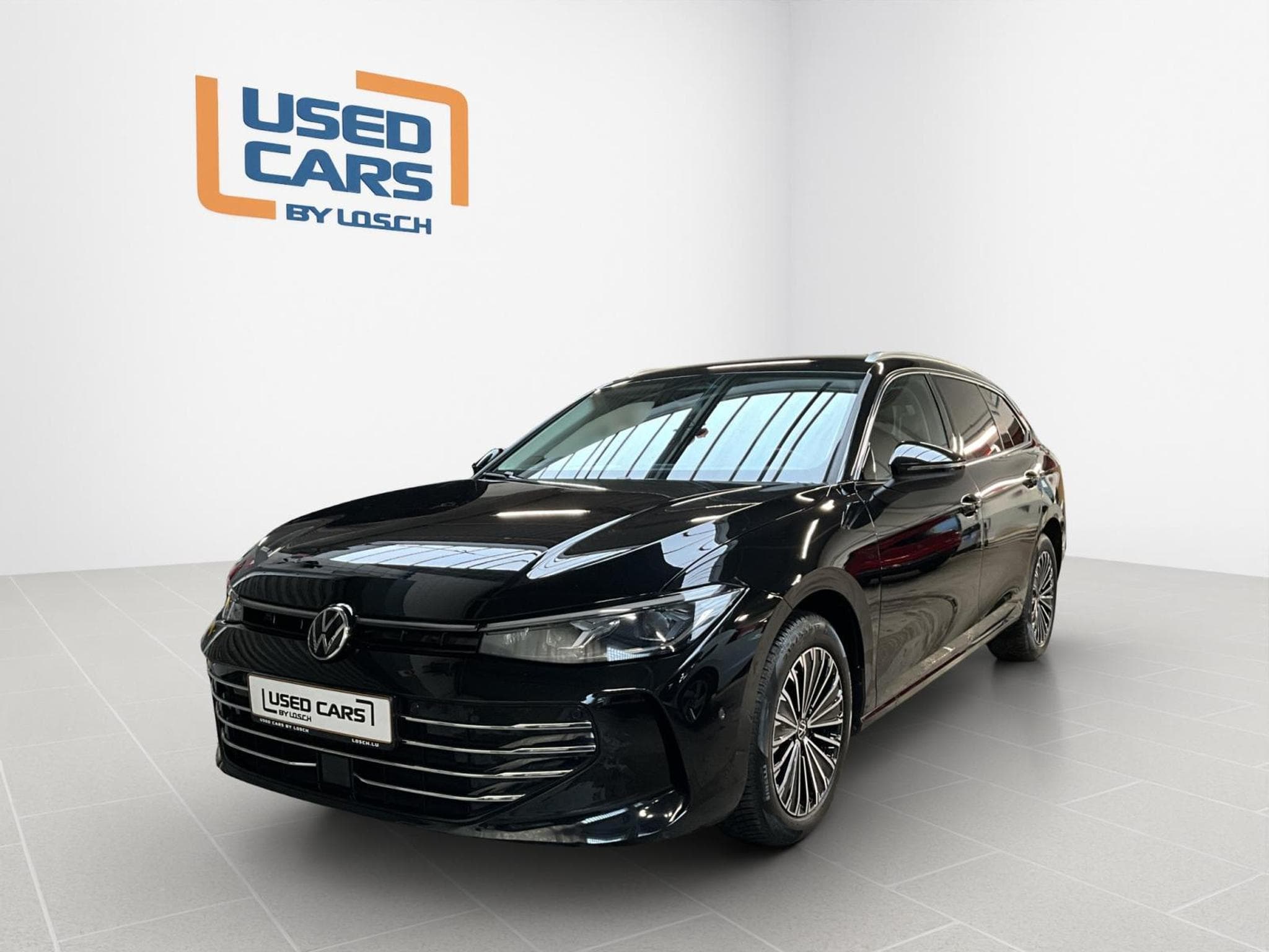 VW Passat Elegance+DSG+P.Acoustique+AHK (2025) - Photo 1