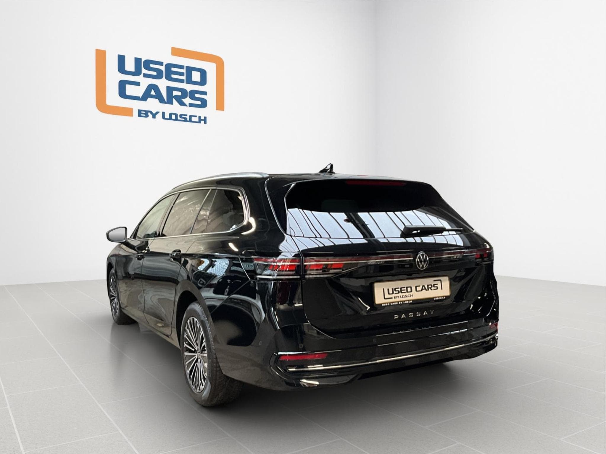 VW Passat Elegance+DSG+P.Acoustique+AHK (2025) - Photo 6