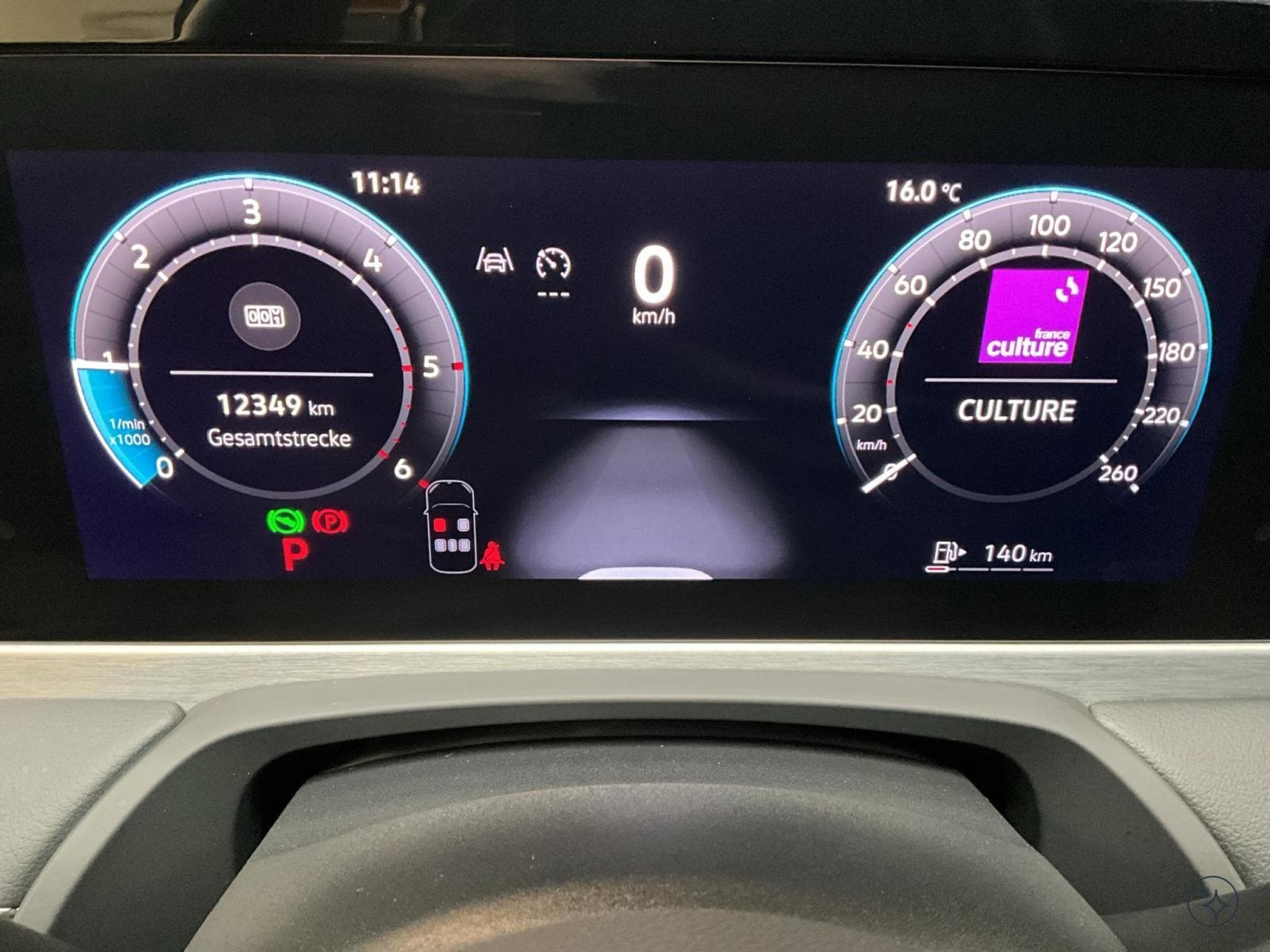 VW Passat Elegance+DSG+P.Acoustique+AHK (2025) - Photo 14