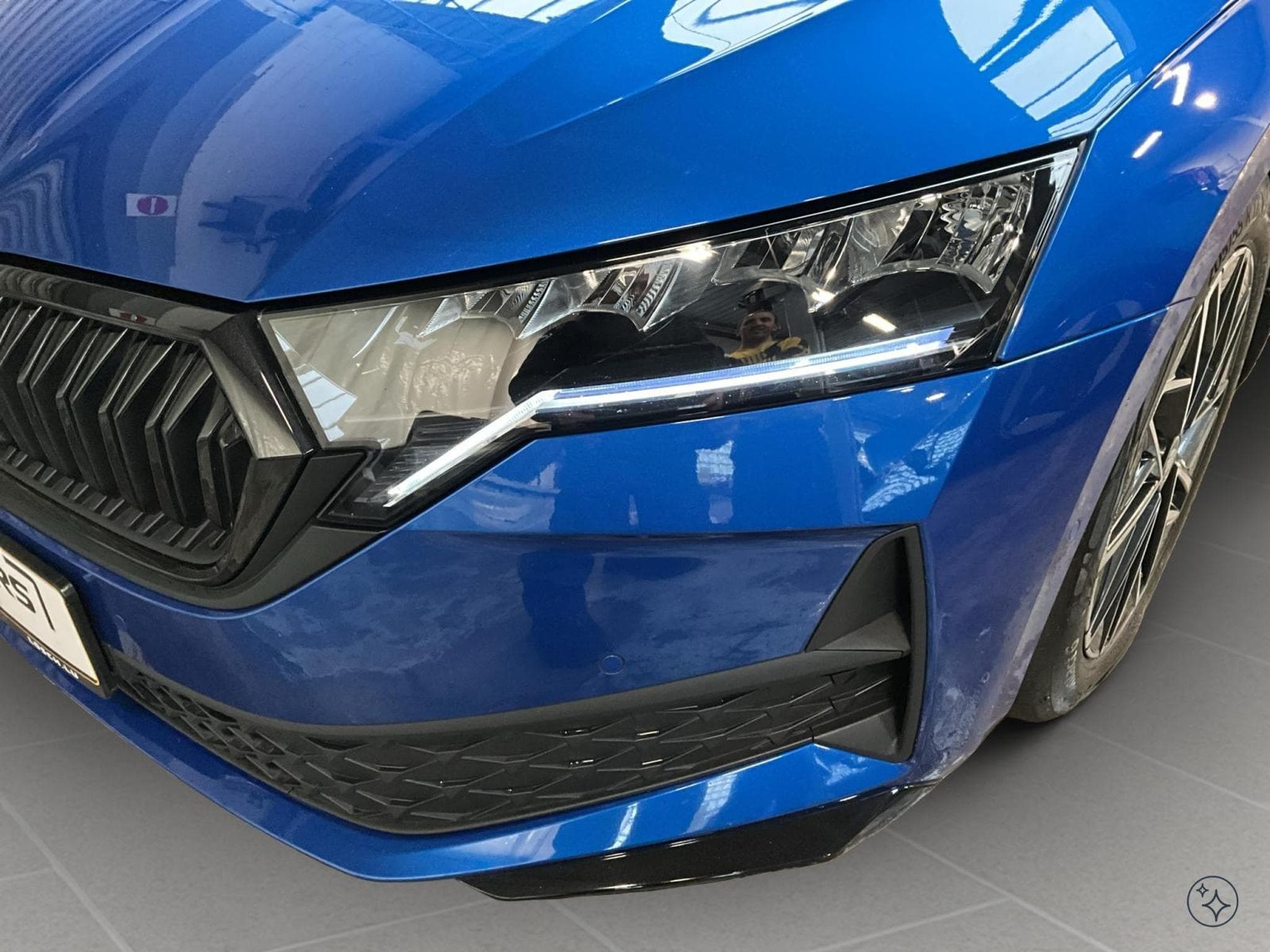 Skoda Octavia Sportline+DSG+P.Assisted-Drive+AHK+Led+Navi+DAB (2025) - Foto 9
