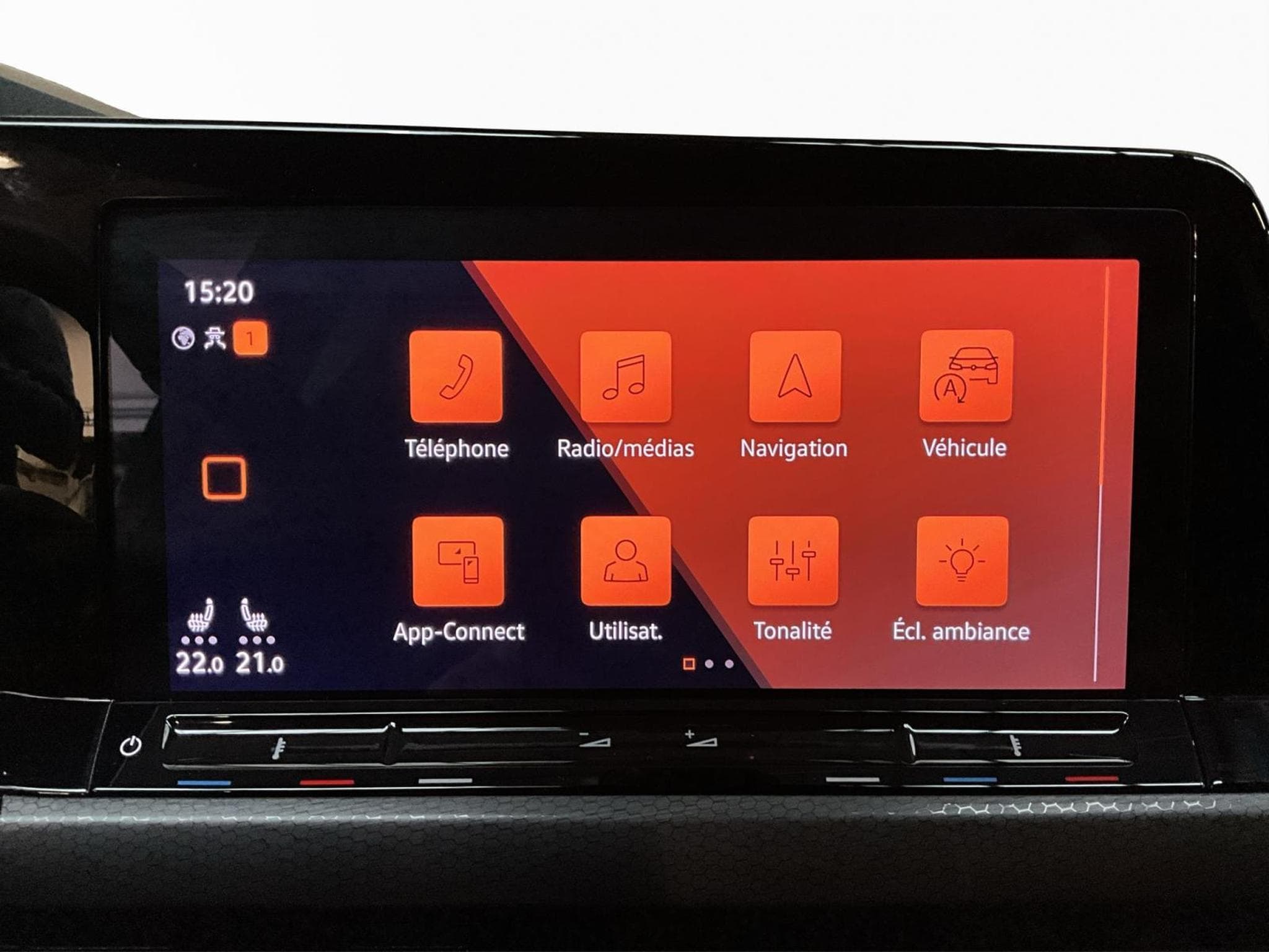 VW Golf GTI+BVM+StandHeizung+AHK+Led+Navi+DAB (2022) - Photo 15