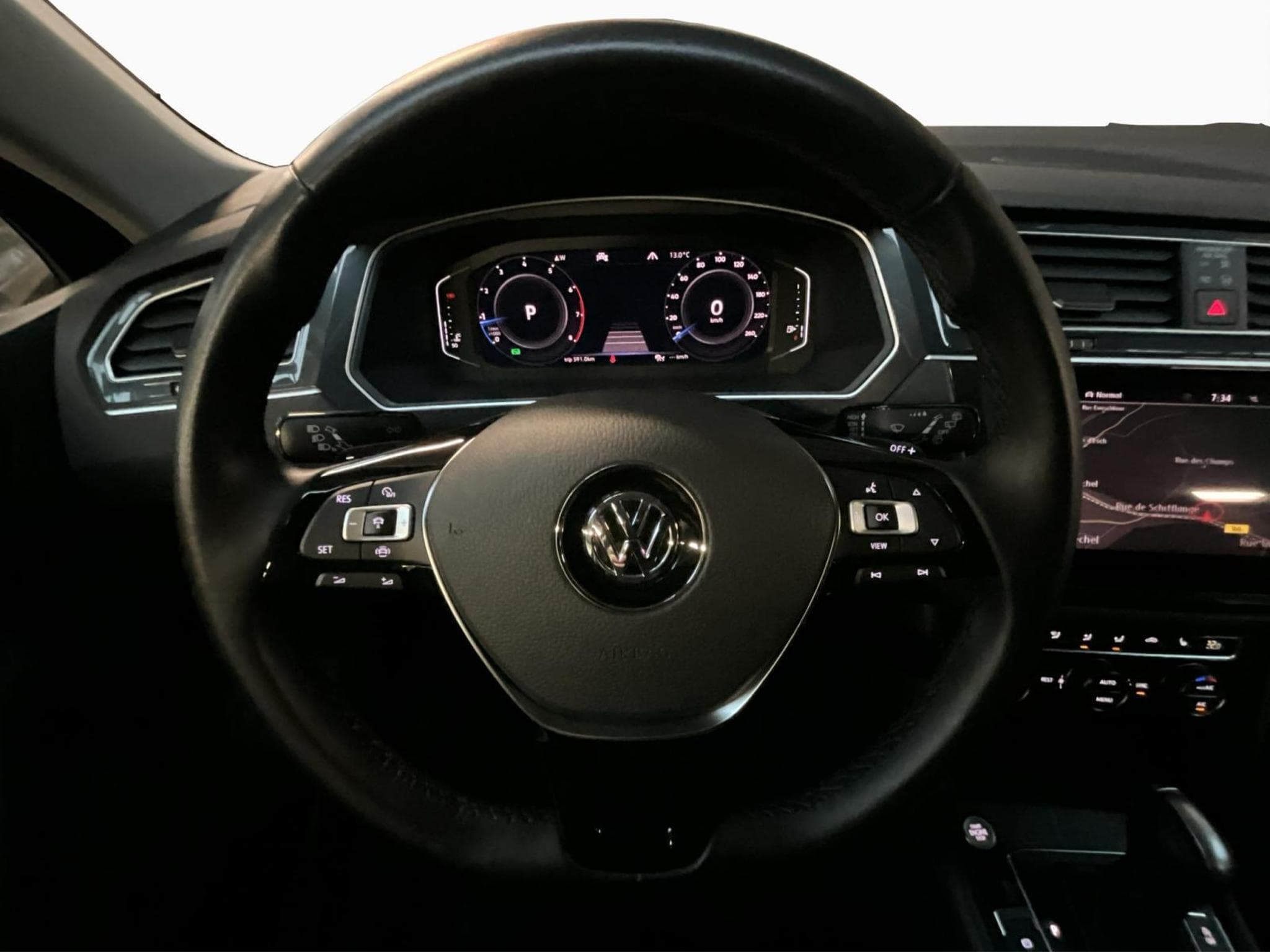 VW Tiguan Highline+R-Line+DSG+4M+AHK+RearView (2020) - Foto 12