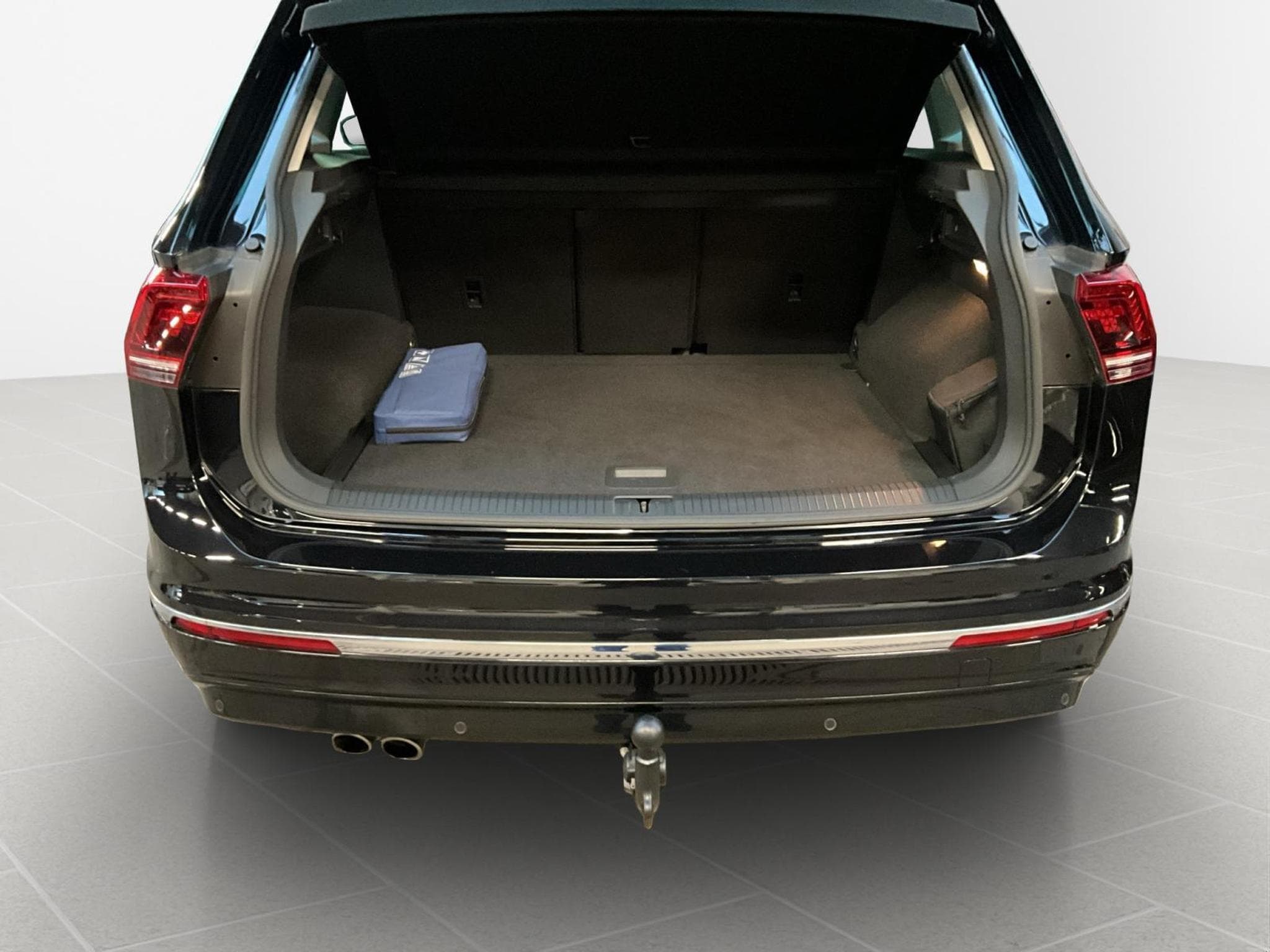 VW Tiguan Highline+R-Line+DSG+4M+AHK+RearView (2020) - Foto 20