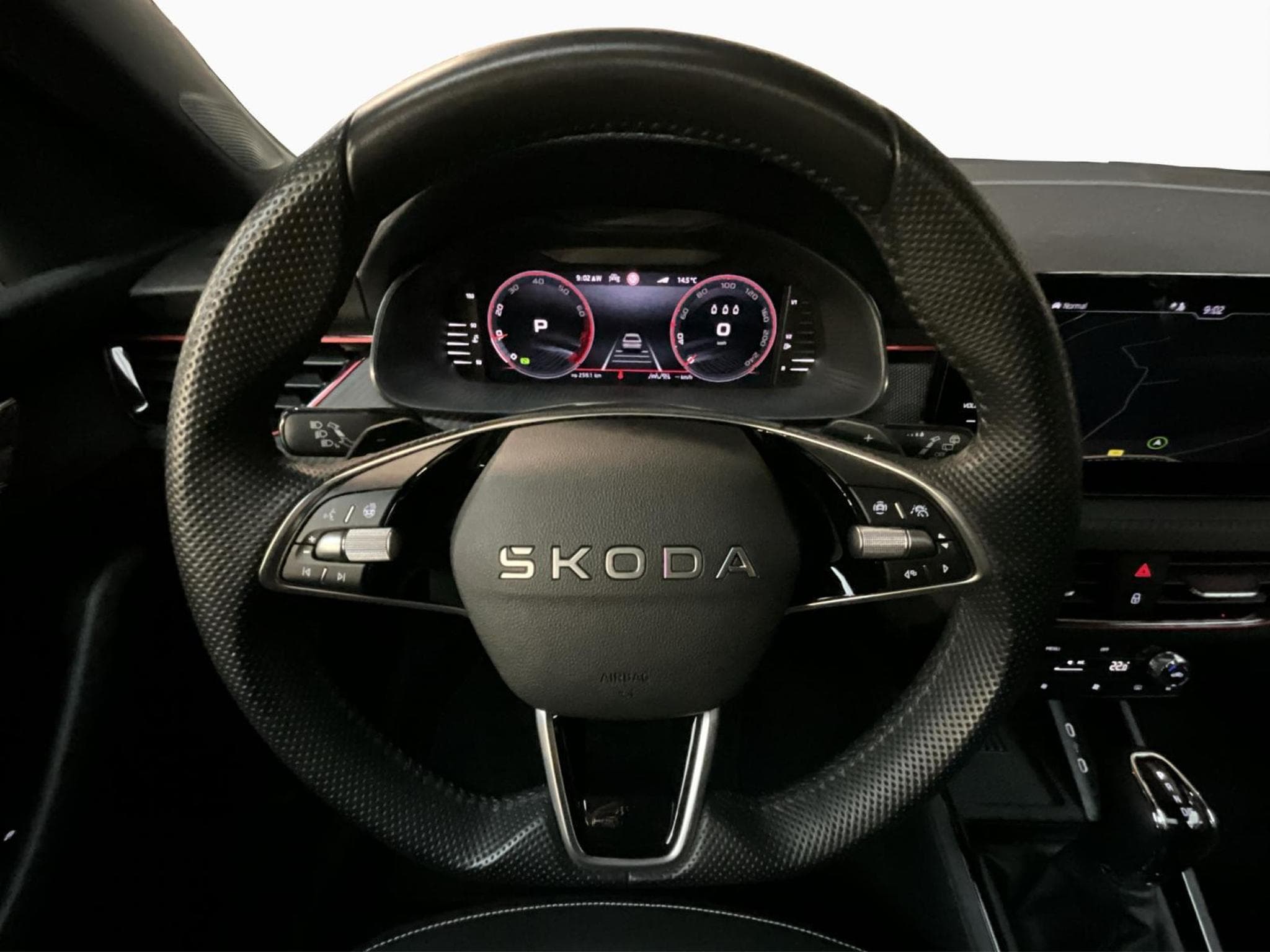 Skoda Kamiq Monte-Carlo+DSG+P.Ass.-Drive-Plus+Park&Go (2025) - Foto 12