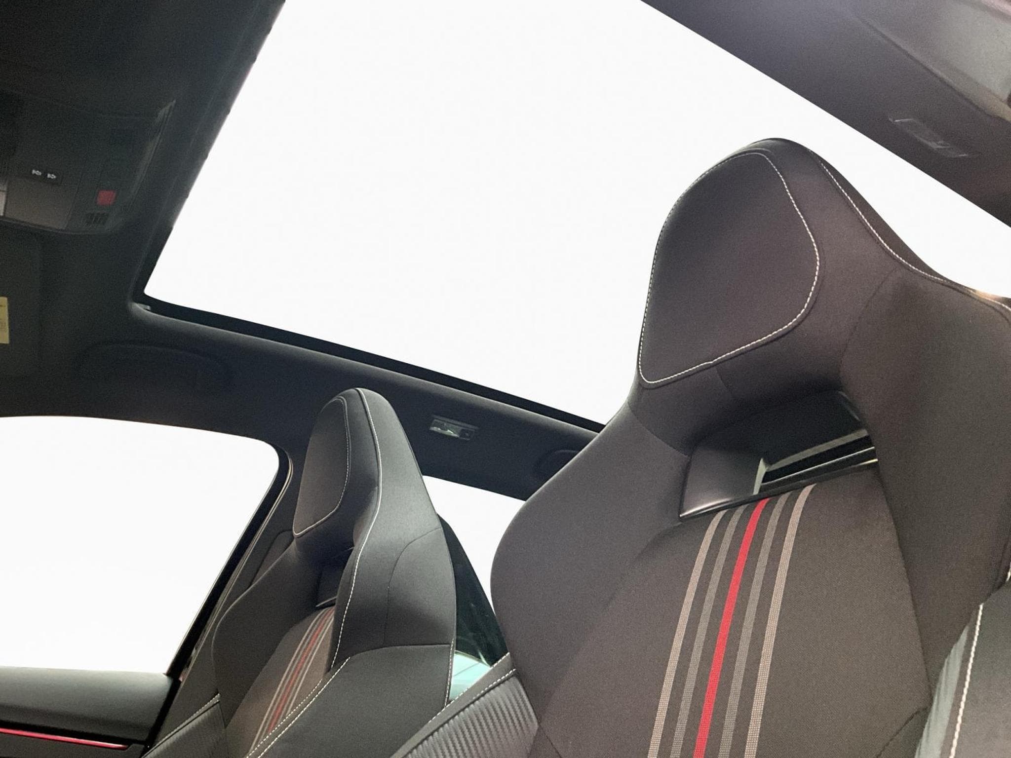 Skoda Kamiq Monte-Carlo+DSG+P.Ass.+Park&Go-Plus (2025) - Photo 18
