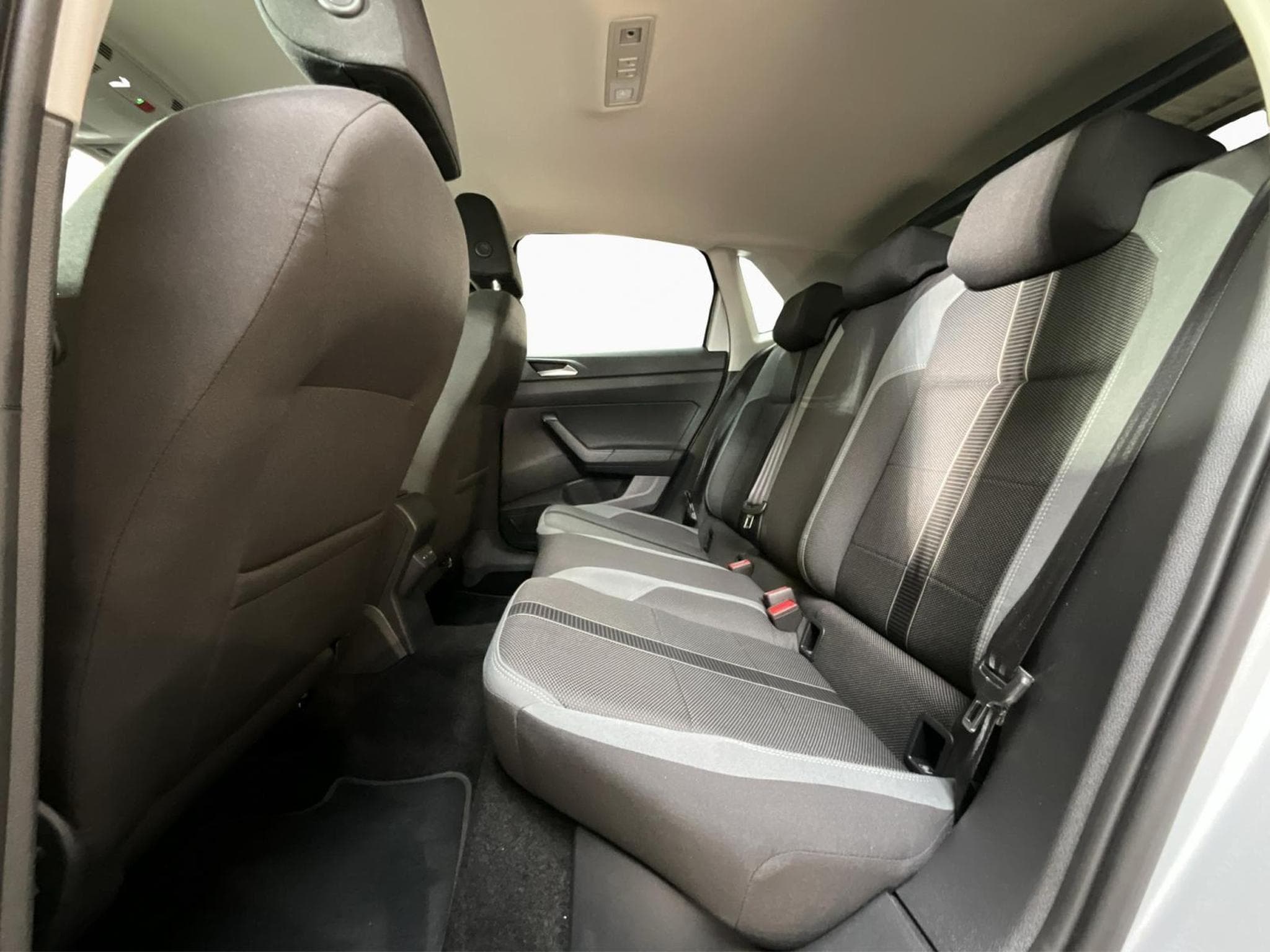 VW Polo Style+BVM+P.Assistance+P.Lumiere+Air-Care-Climatronic (2025) - Photo 18