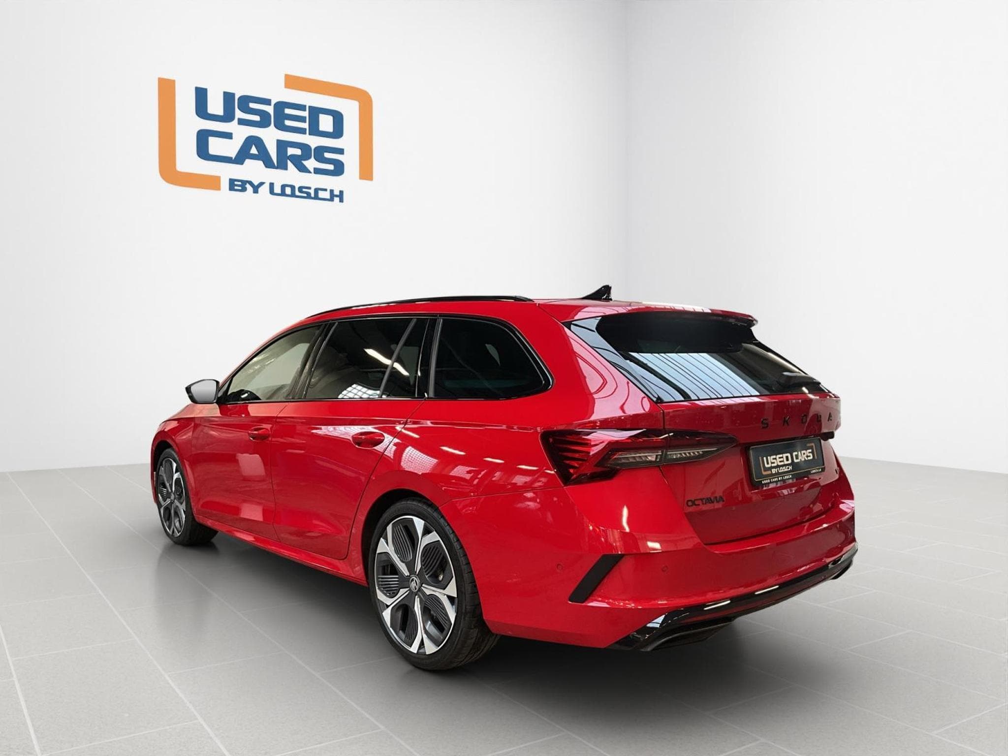 Skoda Octavia RS+DSG+Suedia+DCC+Pano+AHK+360 (2025) - Foto 6