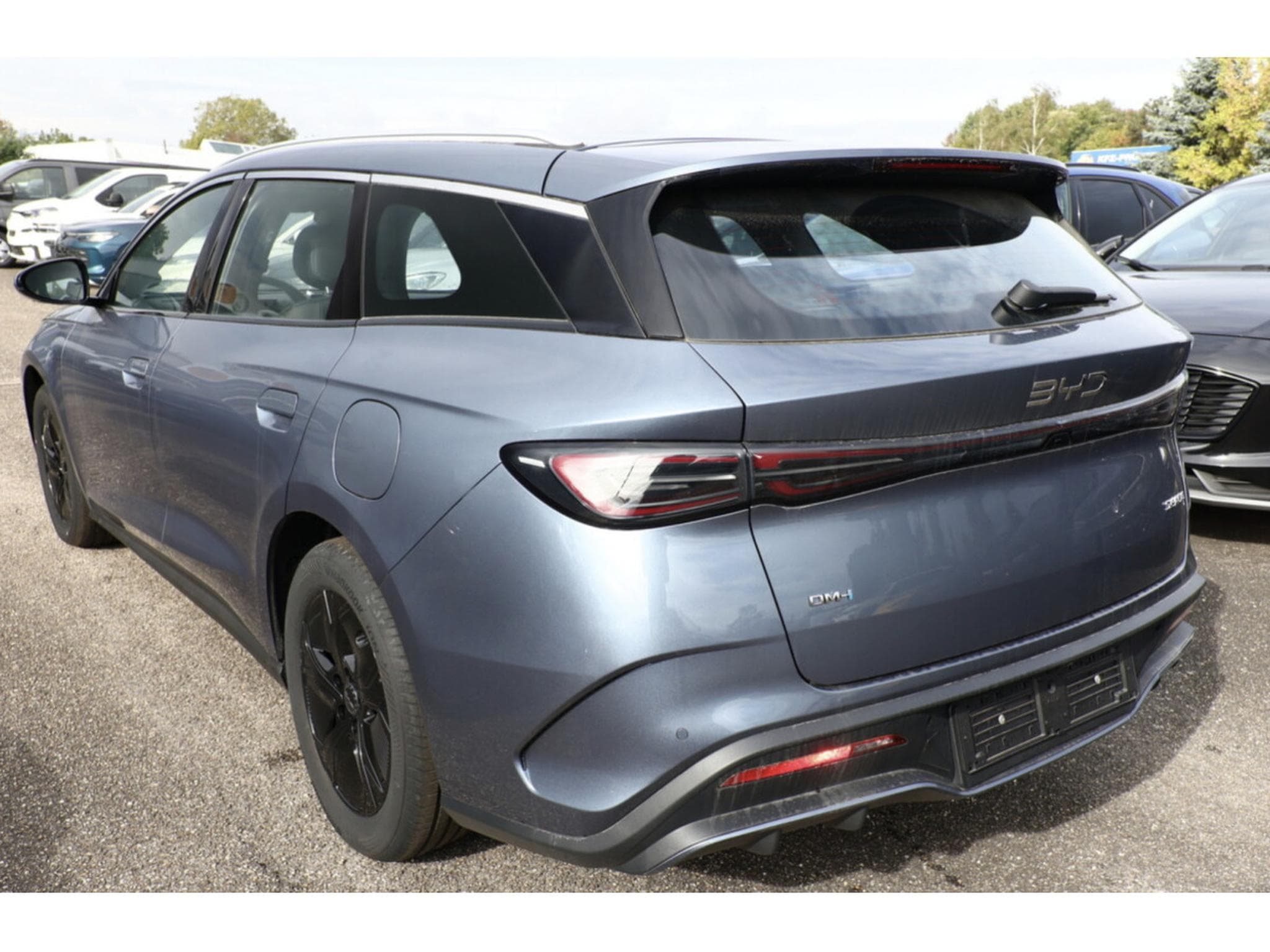BYD Seal 6 Seal 6 Touring DM-i Boost PHEv (2025) - Photo 3
