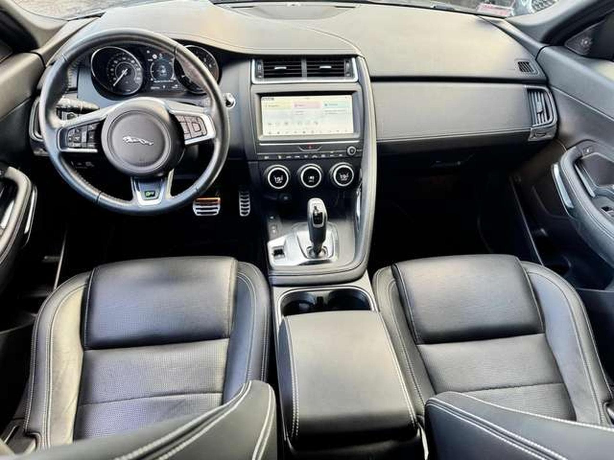Jaguar E-Pace E-Pace P200 AWD Aut. R-Dynamic S / 1er owner / jusqu'à 36 mo (2020) - Foto 10