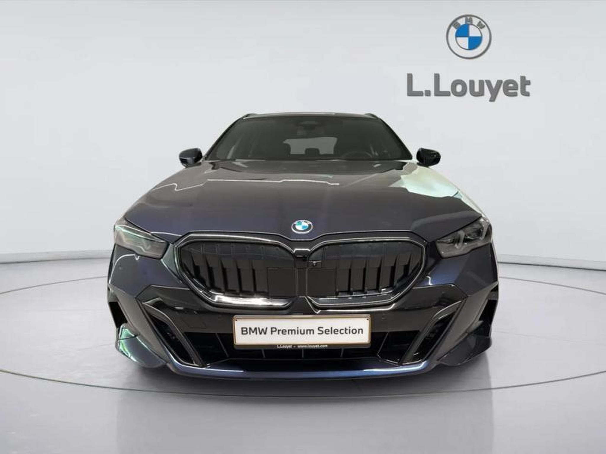 BMW 520 Touring PACK M (2025) - Photo 2