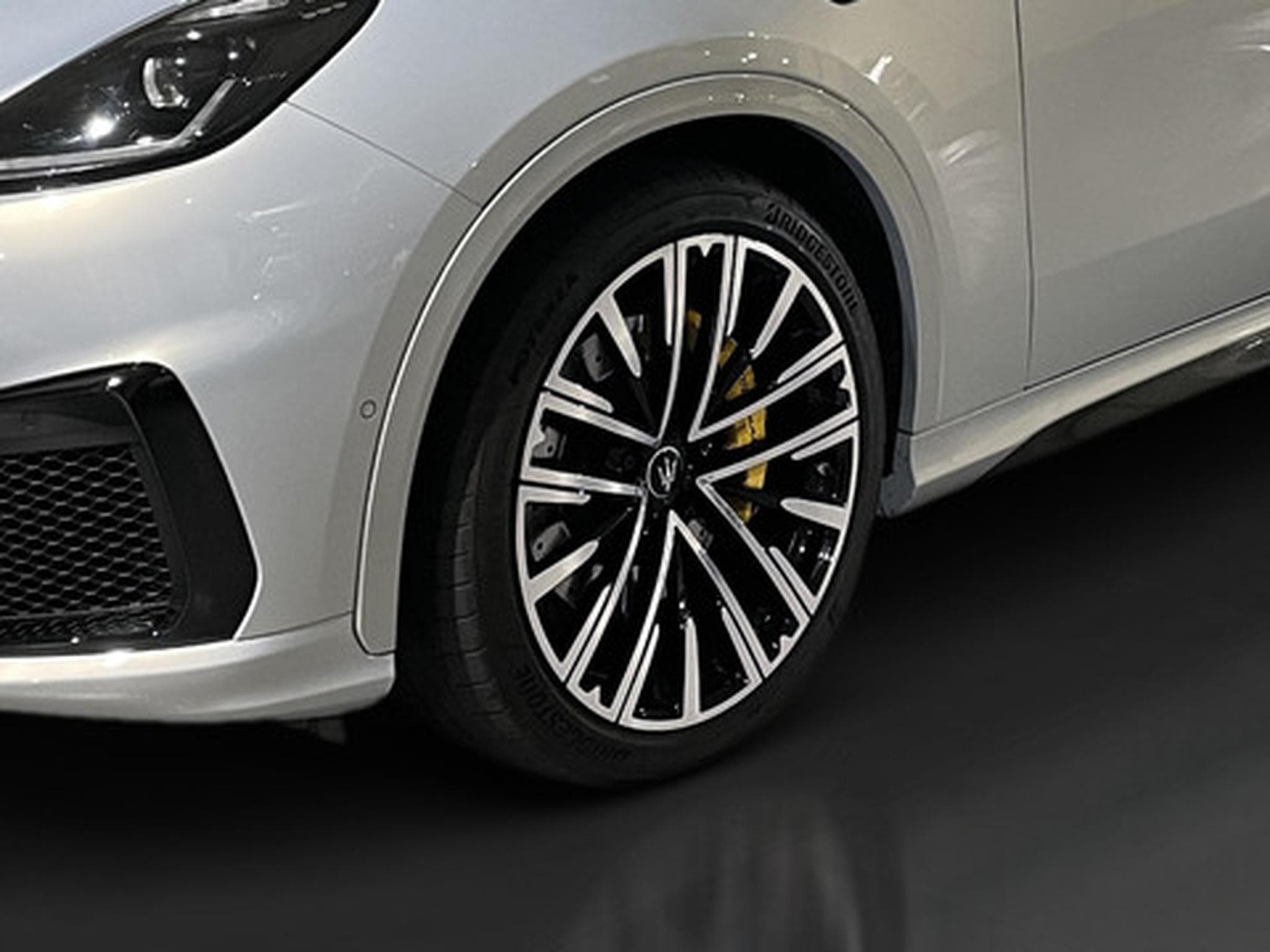 Maserati Grecale 3.0 V6 Trofeo 4x4 Aut. (2025) - Foto 23