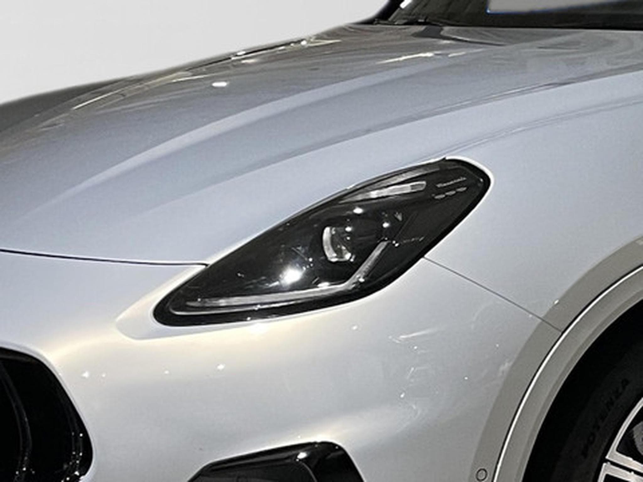 Maserati Grecale 3.0 V6 Trofeo 4x4 Aut. (2025) - Foto 24
