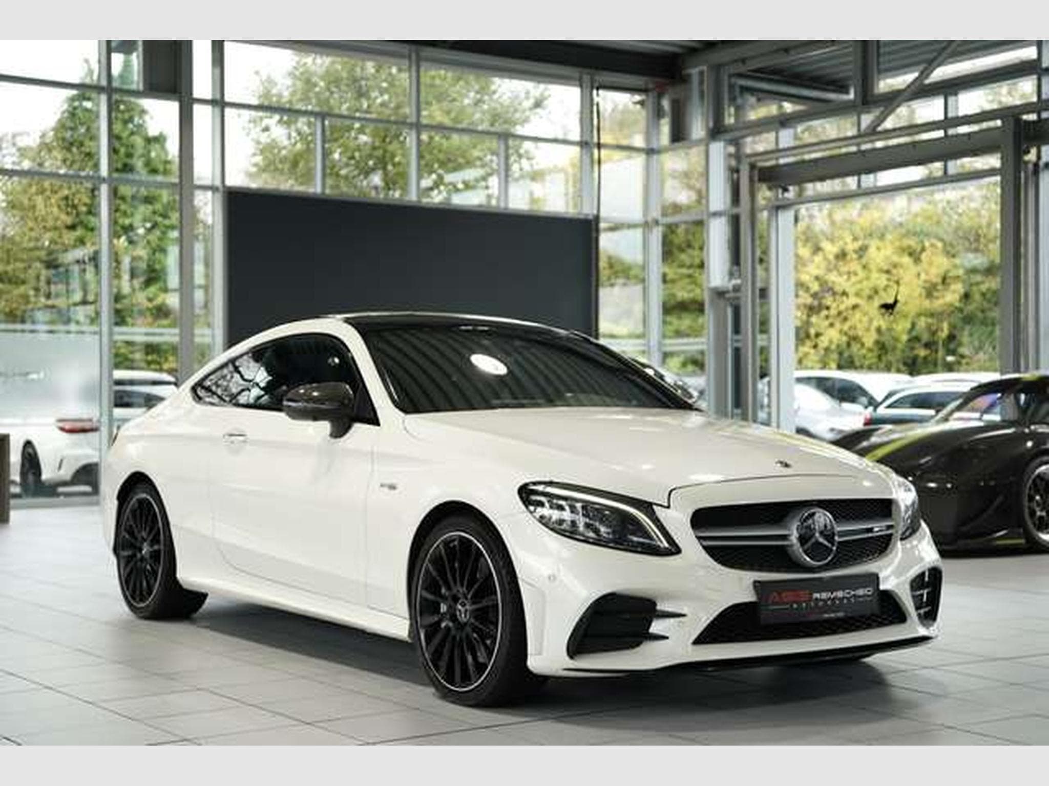 Mercedes C 43 AMG Coupé 4M *19 *BURM*Pano*Carbon*Digital (2019) - Photo 4