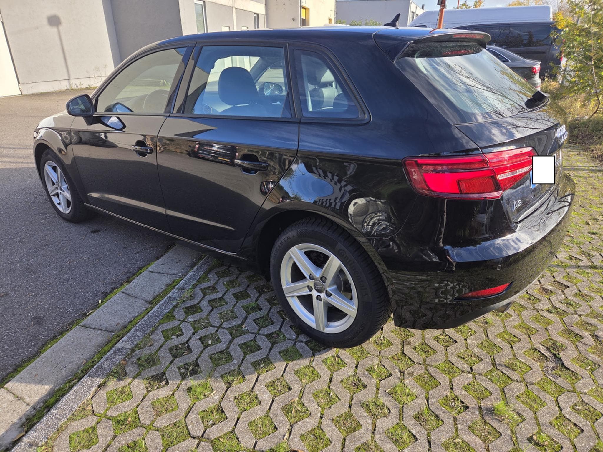 Audi A3 Sportback 30 Tdi 116 CV Garantie 12 Mois (2019) - Foto 3