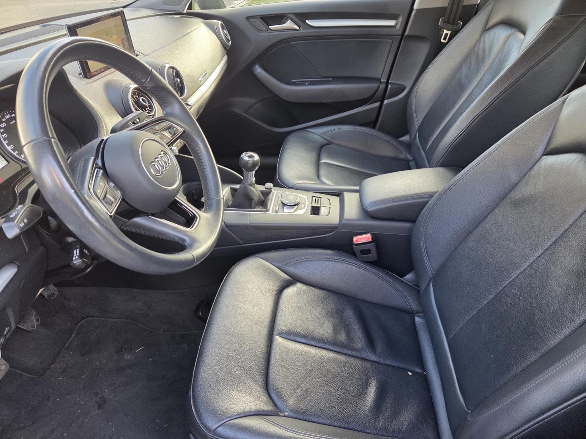 Audi A3 Sportback 30 Tdi 116 CV Garantie 12 Mois (2019) - Foto 7