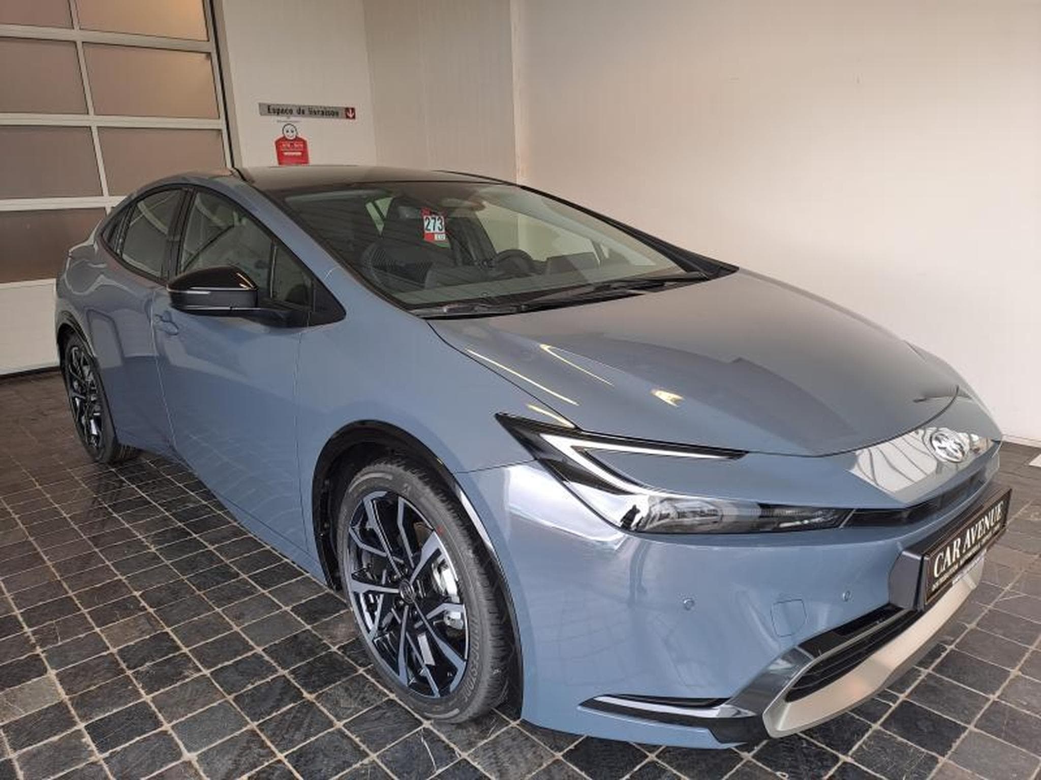 Toyota Prius Premium Plus PHEV (2024) - Foto 19